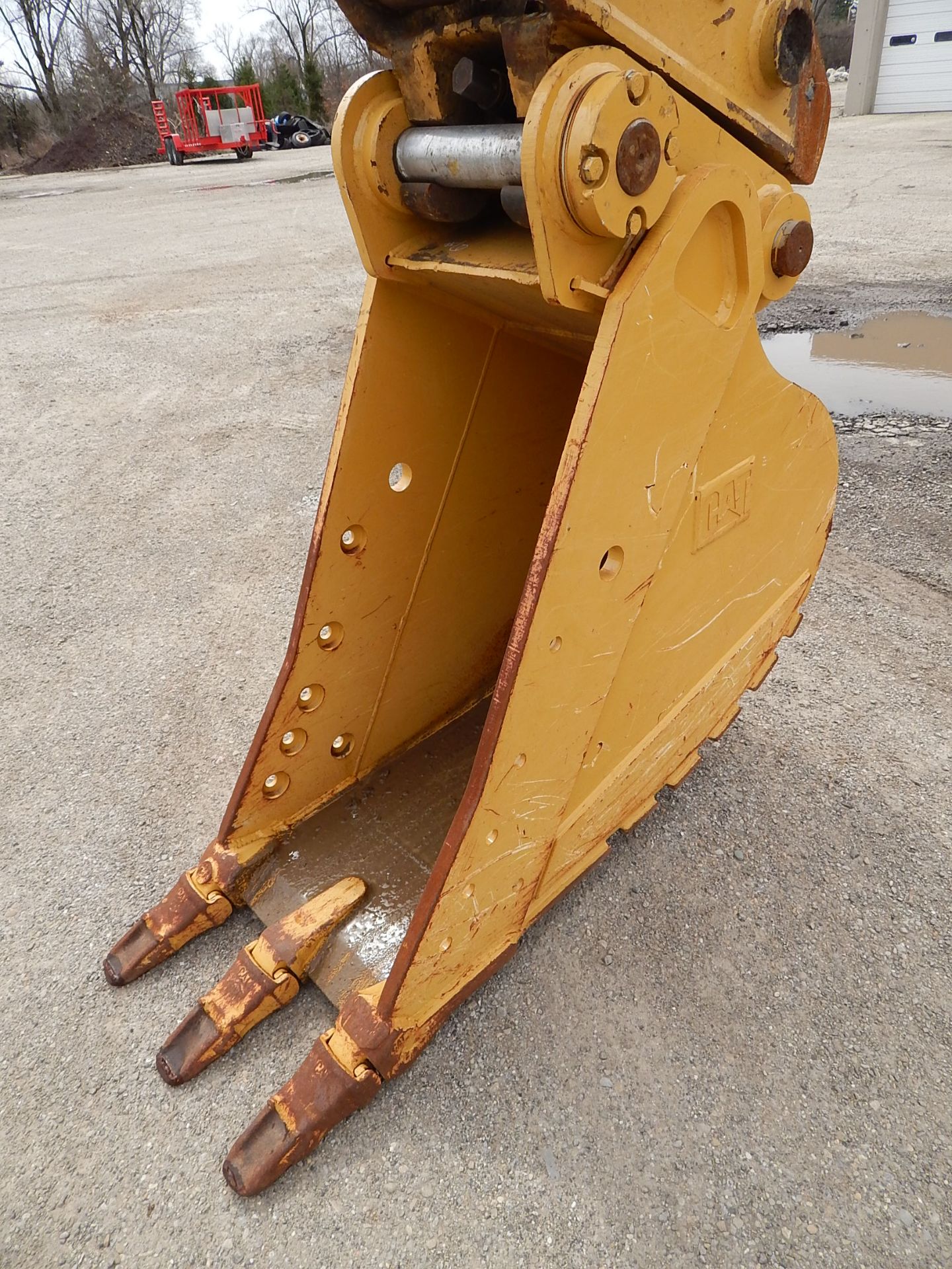 2001 Caterpillar Model M320 Mobile Excavator SN 06WL00647, (4) Outriggers, Dual Tires, Enclosed Cab, - Image 14 of 26