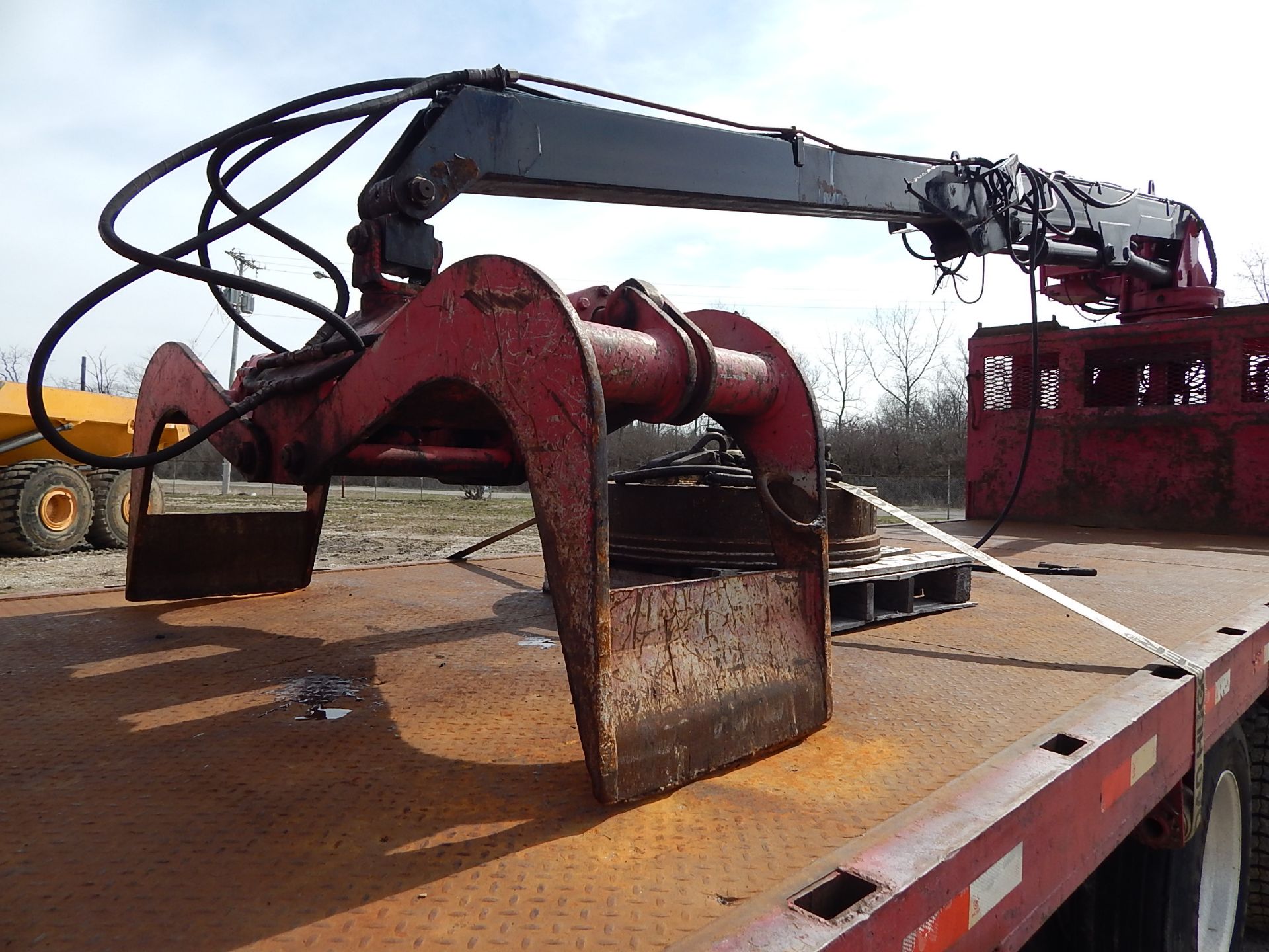 2002 Sterling LT9500 Series Tri-Axle Grapple Truck, VIN: 2FZHAZAS52AK10608, Caterpillar Model C12 - Image 11 of 56