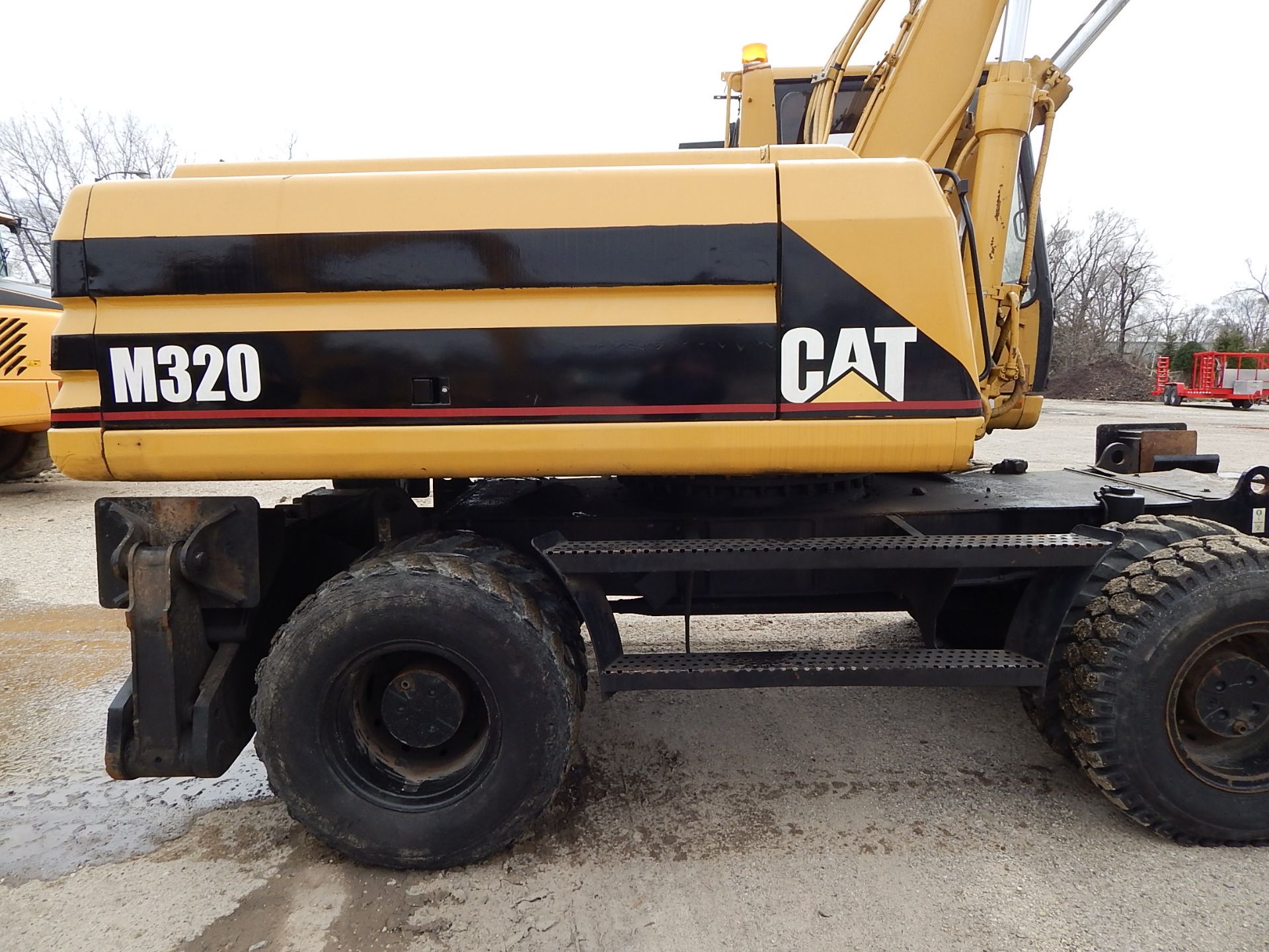 2001 Caterpillar Model M320 Mobile Excavator SN 06WL00647, (4) Outriggers, Dual Tires, Enclosed Cab, - Image 4 of 26