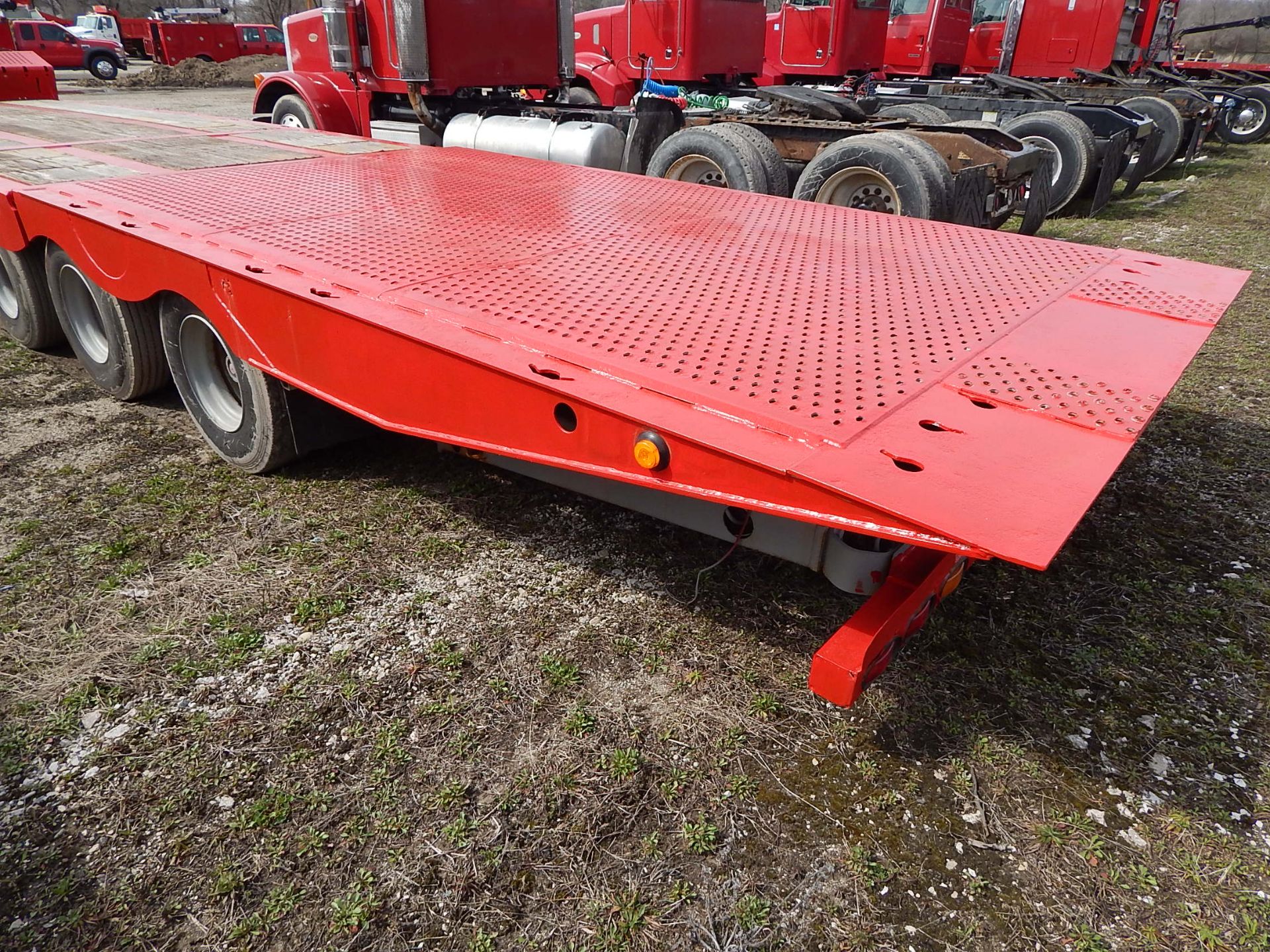 2002 Landoll Model 950-48-15 Tri-Axle Traveling Tail Trailer, Capacity: 100,000 lb. Distributed/ - Image 8 of 17