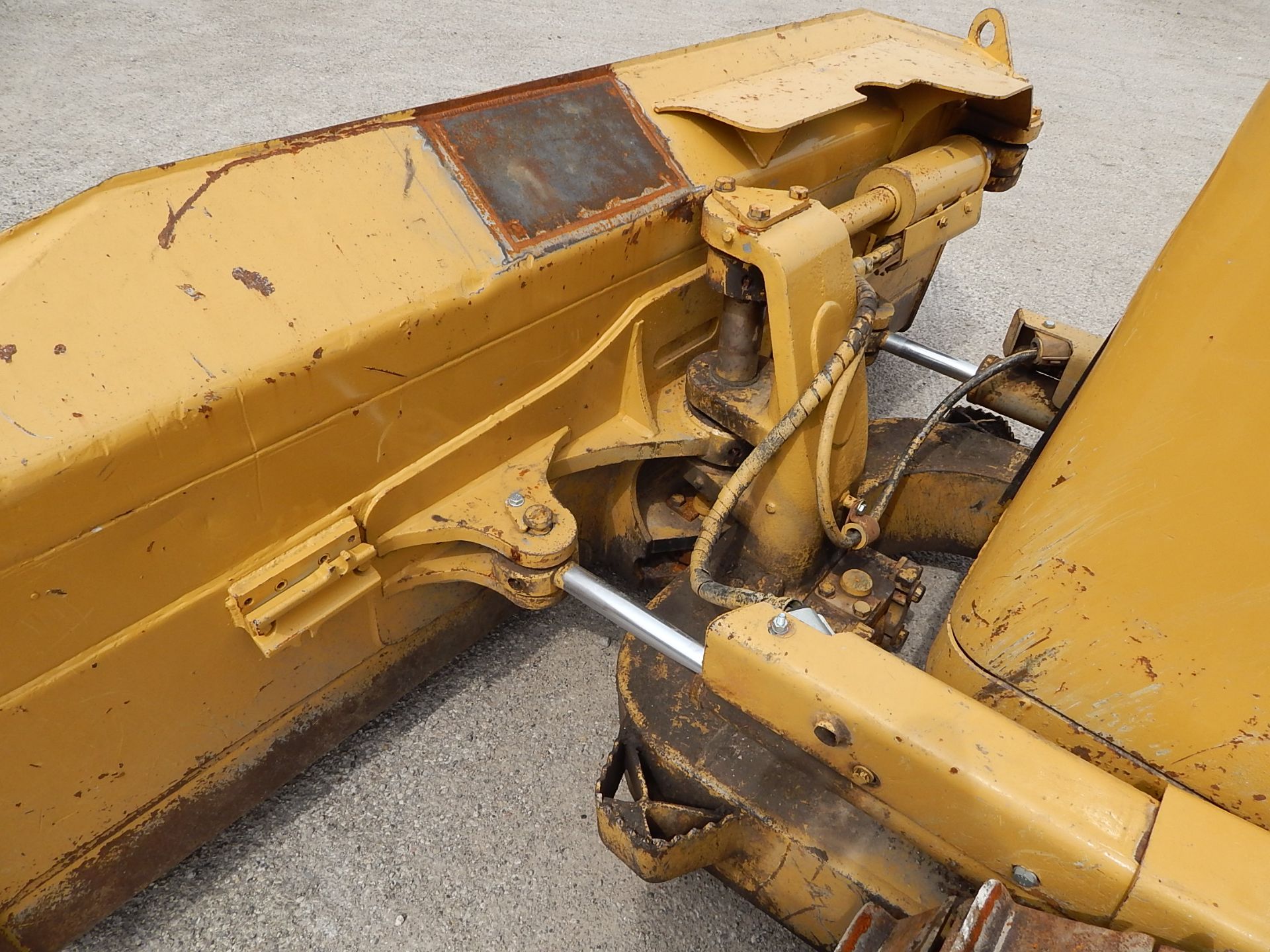 2005 Caterpillar Model D5NXL Dozer SN AGG01961, Enclosed Cab, 3126 BT Caterpillar Diesel Engine, 115 - Image 10 of 33