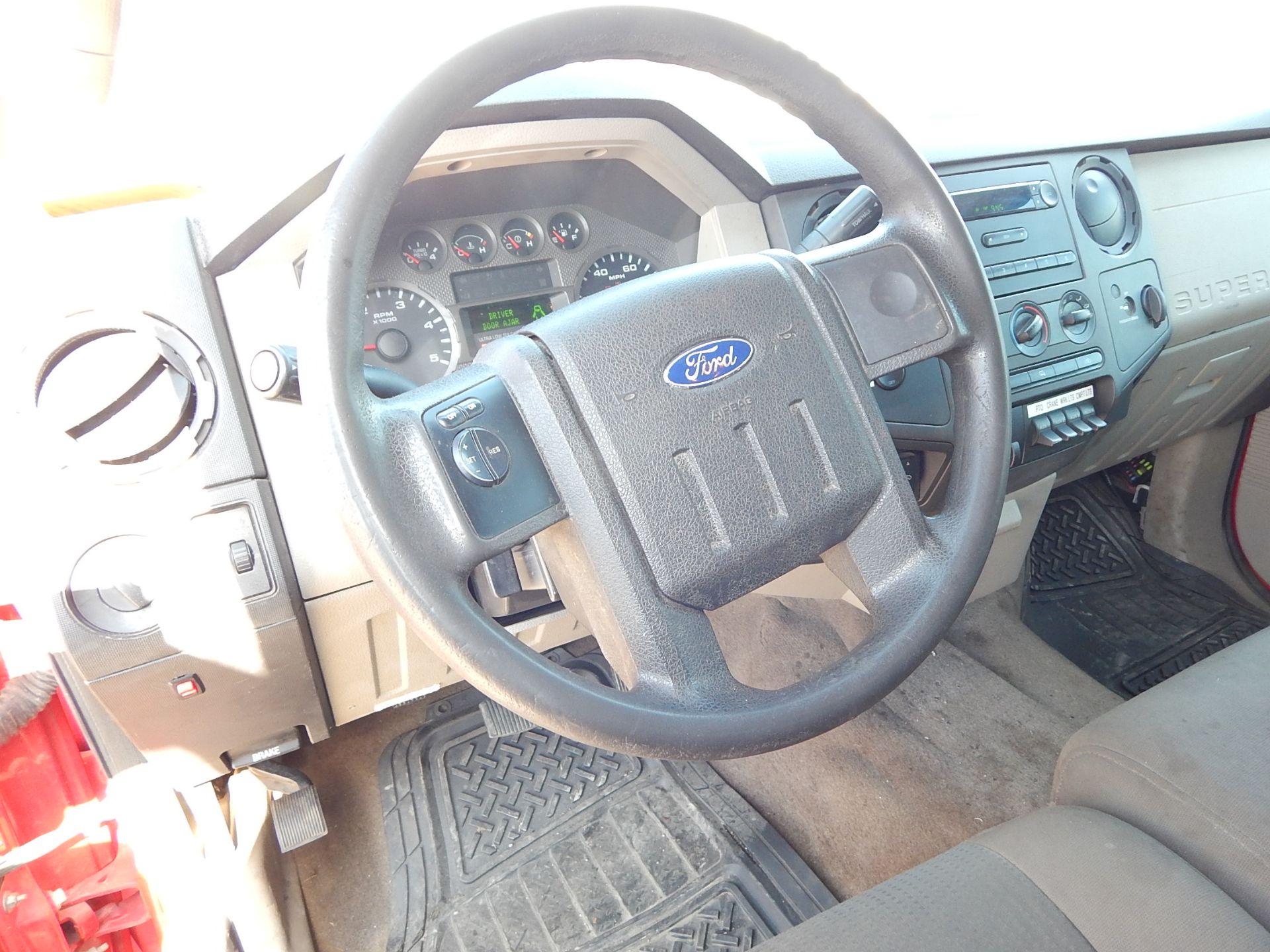 2009 Ford F550 XLT Super Duty Dually Service Truck, VIN: 1FDAX56R99EA23436, V-8 Power Stroke - Image 39 of 48