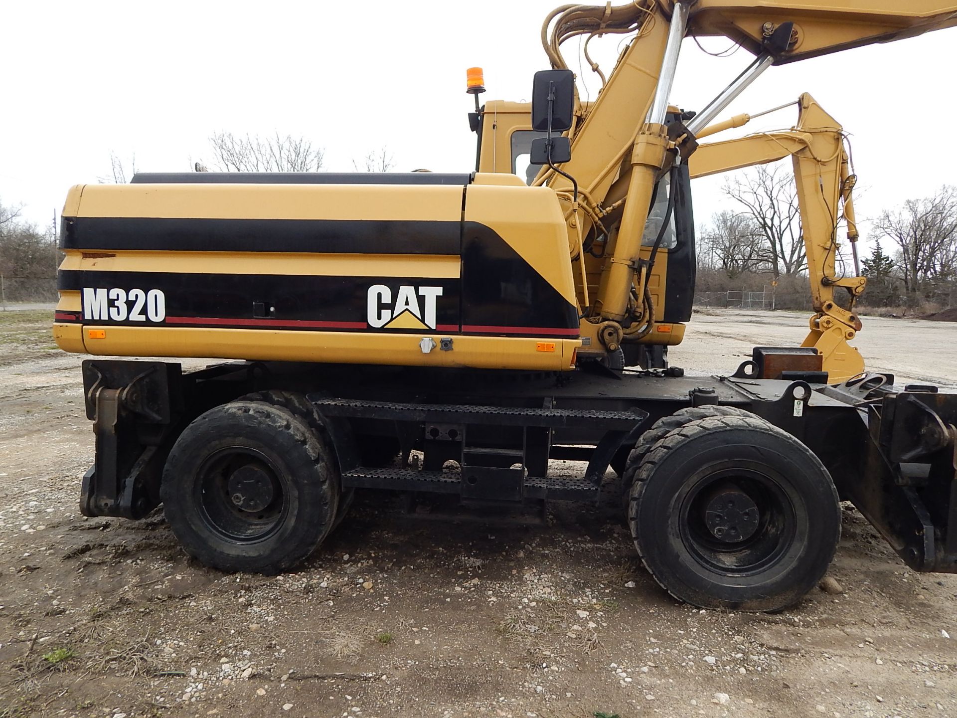 2000 Caterpillar Model M320 Mobile Excavator SN 06WL00508, (4) Outriggers, Dual Tires, Enclosed Cab, - Image 3 of 27