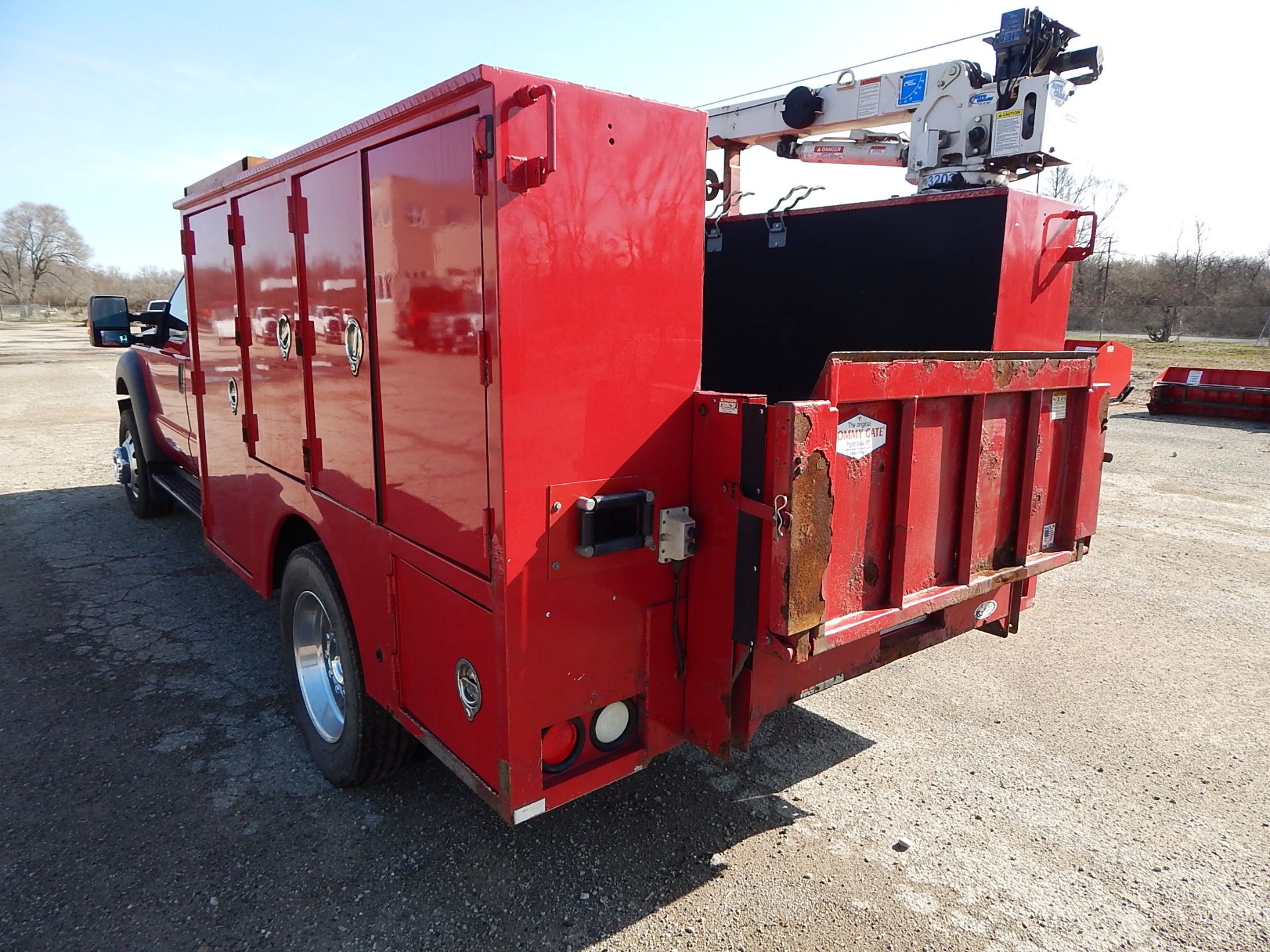 2012 Ford F550 XL Super Duty Dually Service Truck, VIN: 1FD0W5GT0CEA33207, Crew Cab, Automatic, - Image 5 of 45