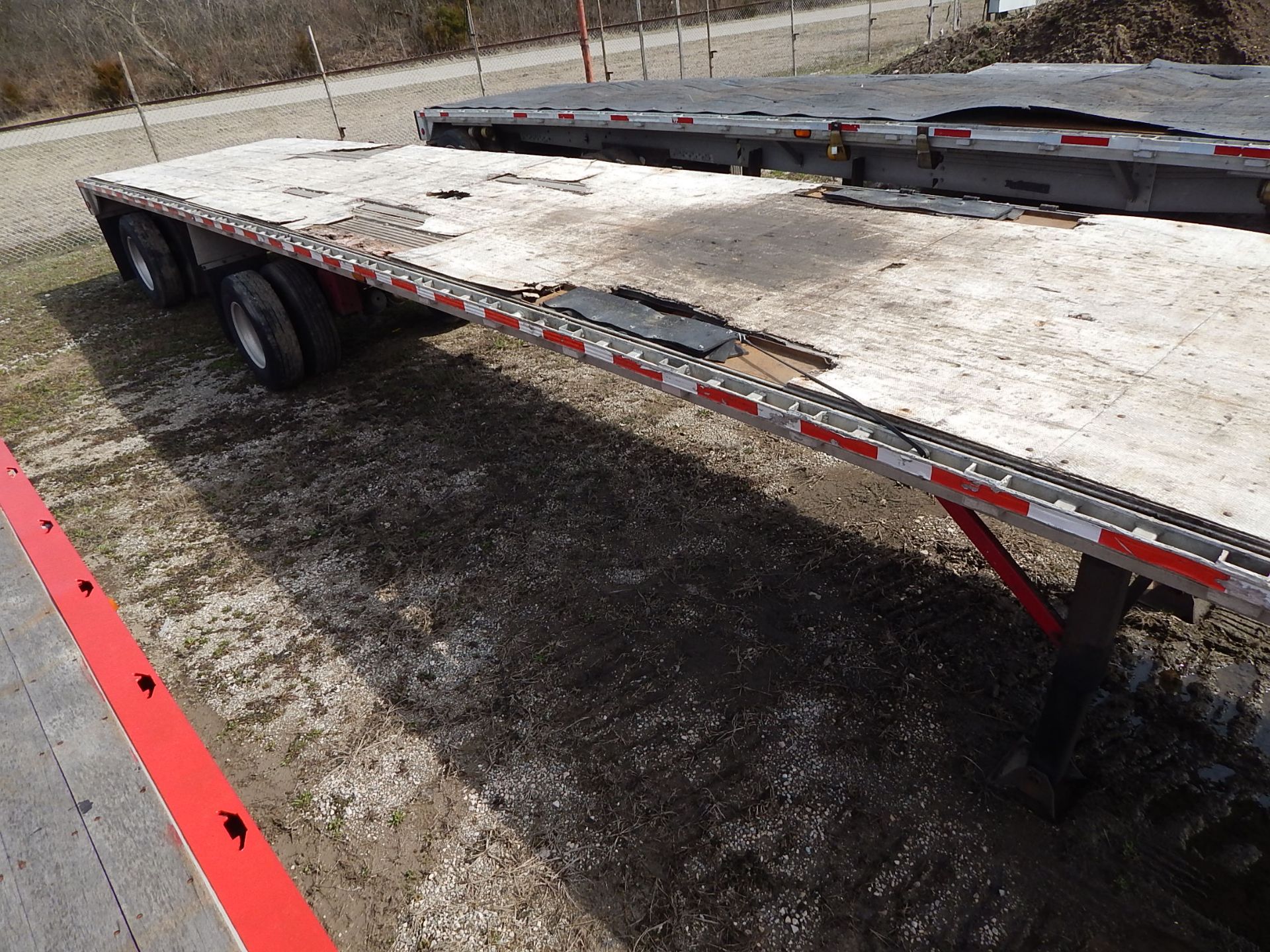 1996 Reitnouer Flat Bed Aluminum Semi Trailer, VIN: 1RNF48A27TR002404, 48 Ft., Tandem Spread Axle, - Image 3 of 13