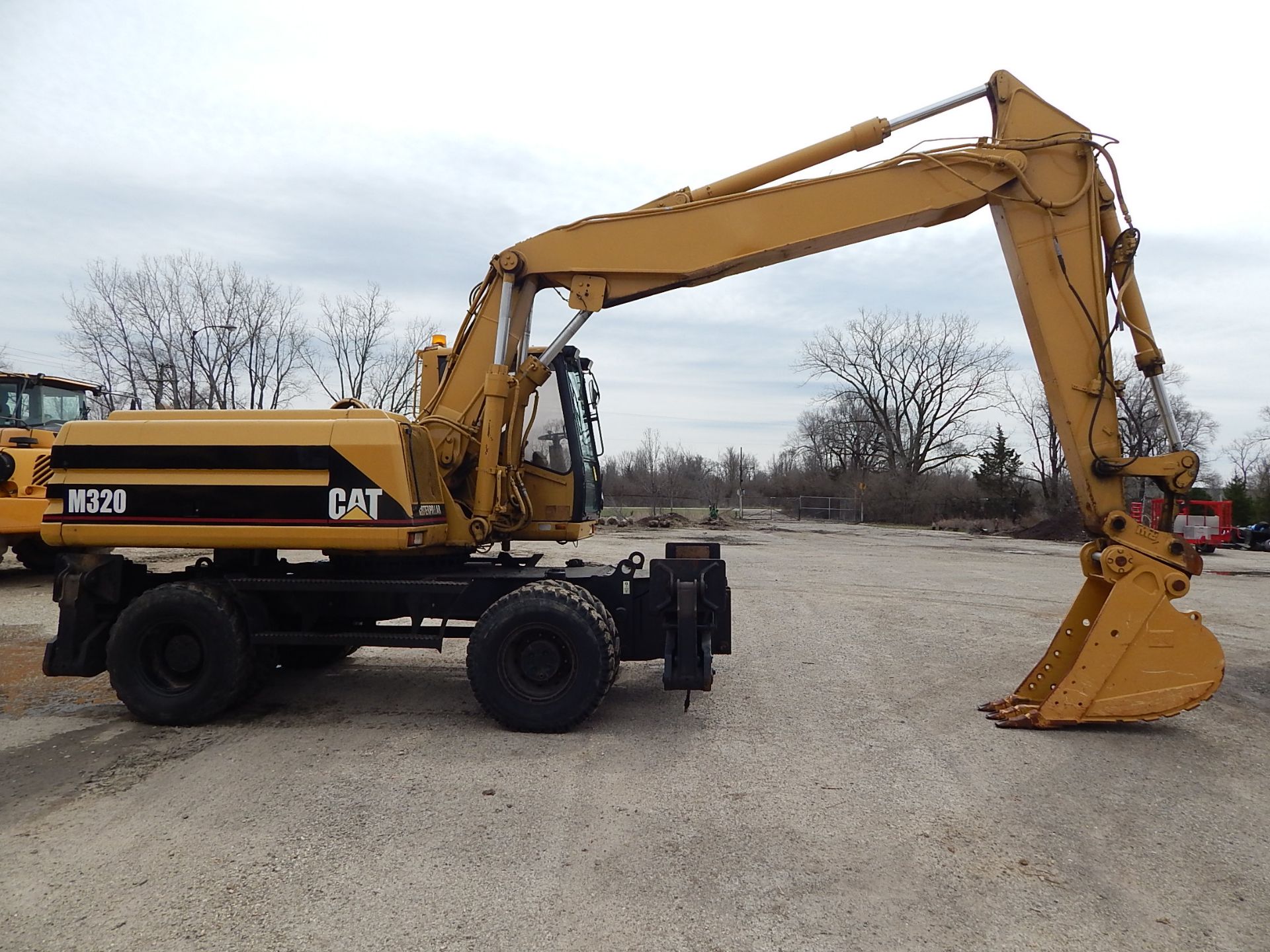 2001 Caterpillar Model M320 Mobile Excavator SN 06WL00647, (4) Outriggers, Dual Tires, Enclosed Cab, - Image 3 of 26