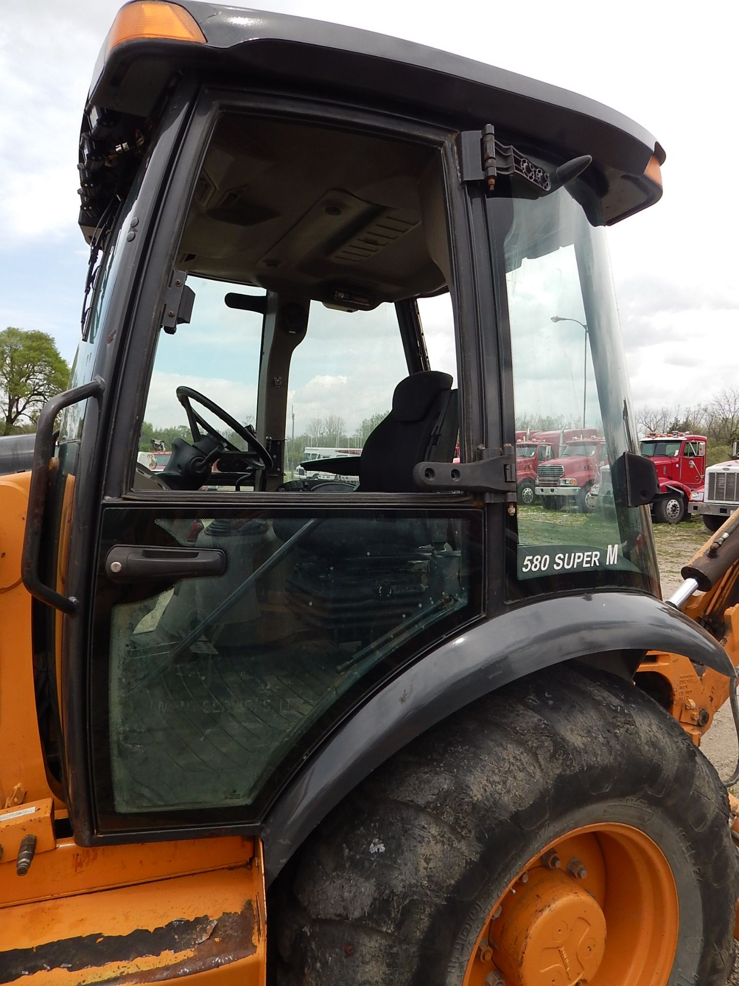 2006 Case Model 580 Super M Series 2 Backhoe, SN N6C411455, Enclosed Cab (Right SIde Door) Window - Image 12 of 36