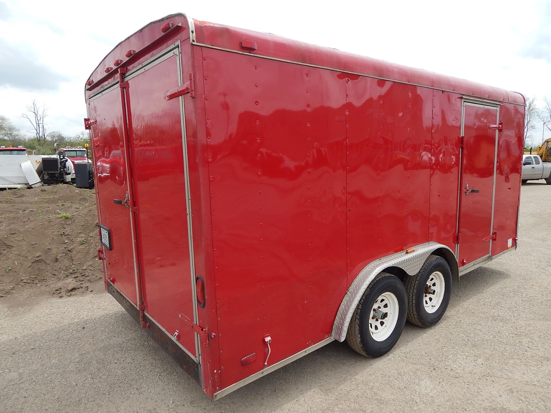 2001 Continental Tandem Axle Enclosed Cargo Trailer, VIN 4X4TSEV28IN018419, Double Doors in the - Image 4 of 21