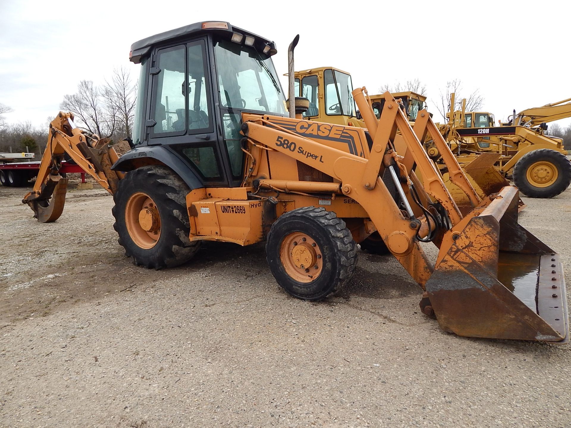 2000 Case Model 580 Super L Series 2 Backhoe SN JJG0272669, Enclosed Cab, 4WD, 7' Smooth Loader - Image 3 of 20