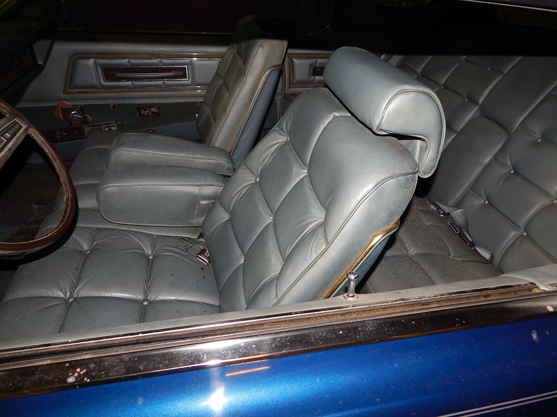 1973 Lincoln Mark IV 2-Door Coupe, VIN 3Y89A845393, Leather, PW, PL, Automatic, 11,380 Miles showing - Image 5 of 7