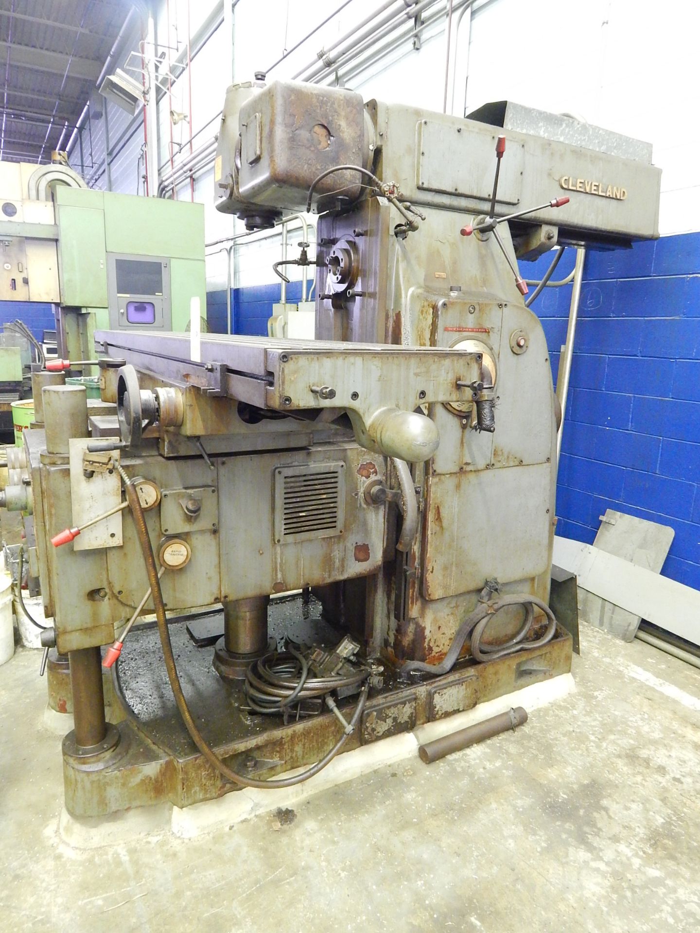 Cleveland Model 5HM Heavy Duty Horizontal Mill with Factory Vertical Head, s/n 5045, 50 Taper, 18 - Image 8 of 17