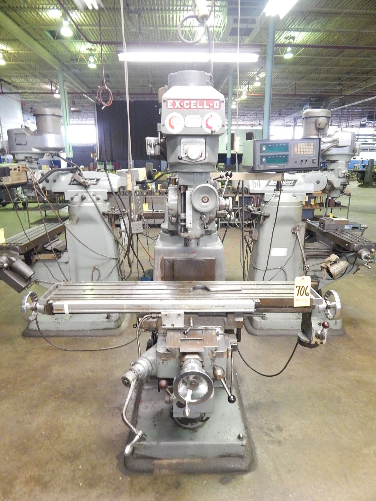 Ex-Cell-O Model 602 Vertical Mill, s/n 6029237, Mitutoyo D.R.O., Servo Power Table Feed - Image 4 of 11