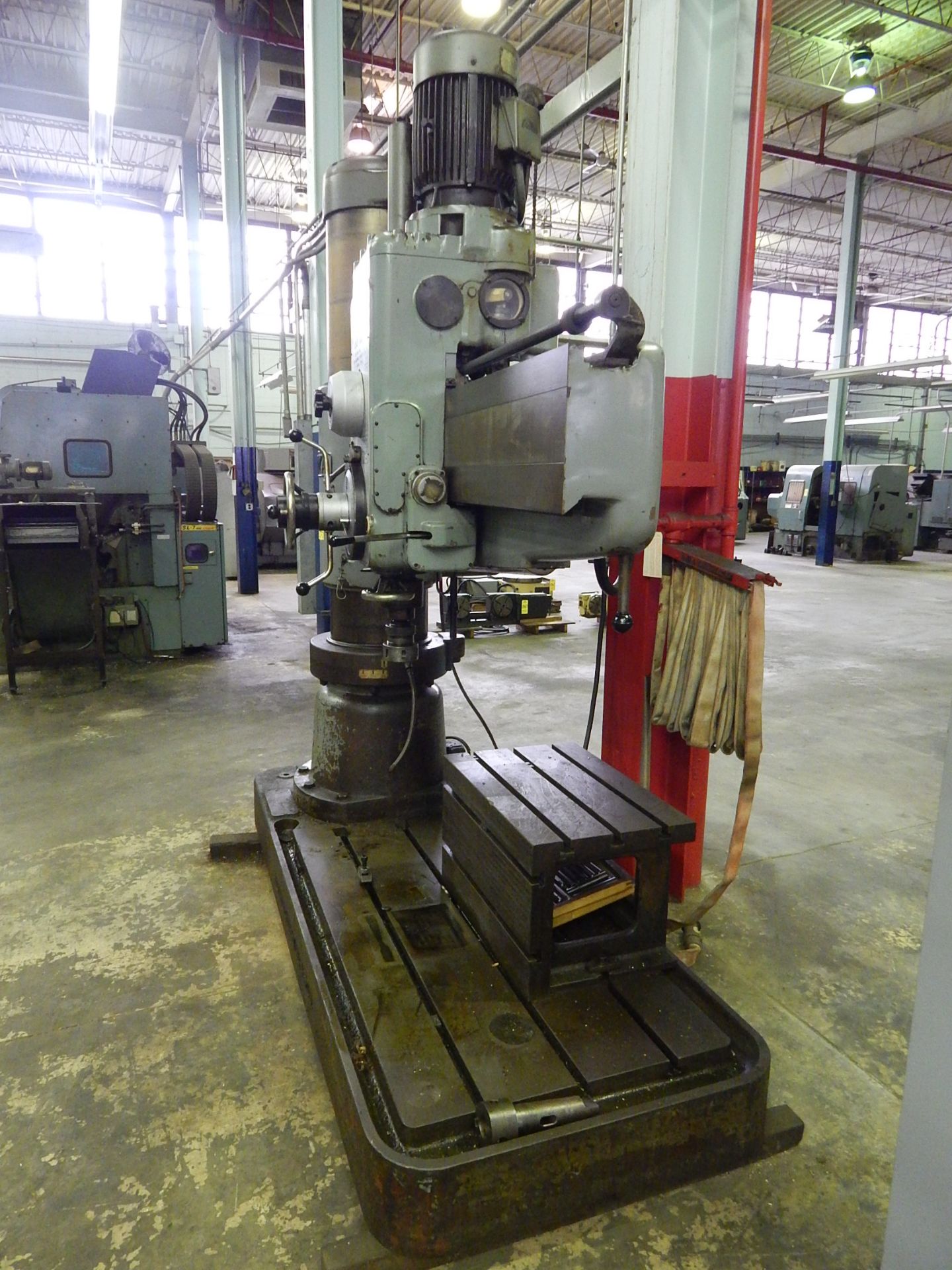Cleveland Model 5HM Heavy Duty Horizontal Mill with Factory Vertical Head, s/n 5045, 50 Taper, 18 - Image 13 of 17