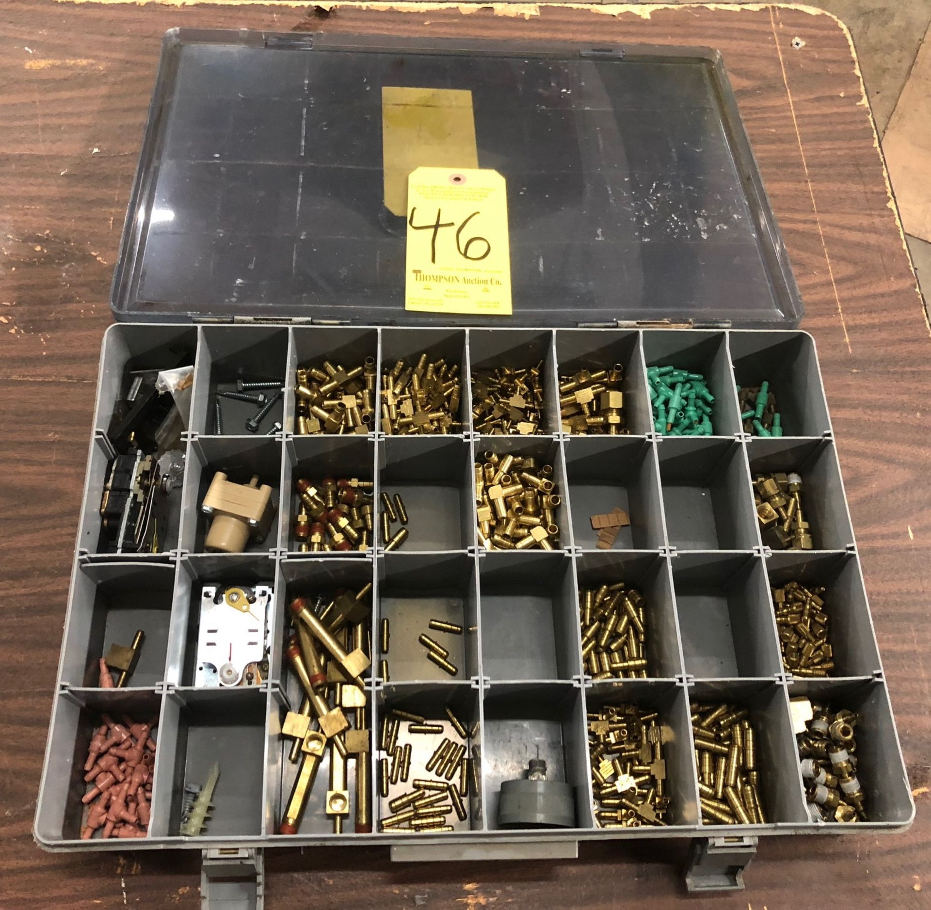 Lot, Brass Air Fittings