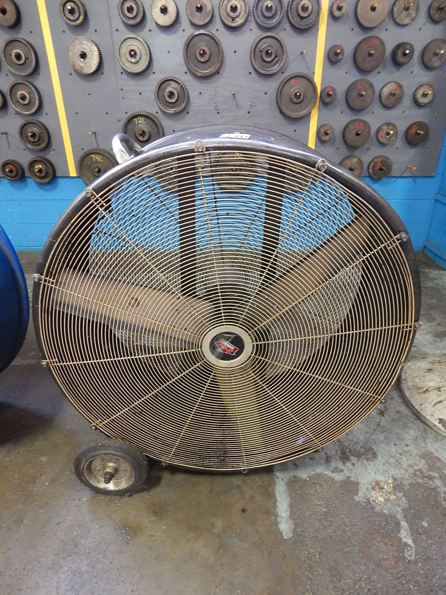 Xtreme Garage Shop Fan, 42 In.