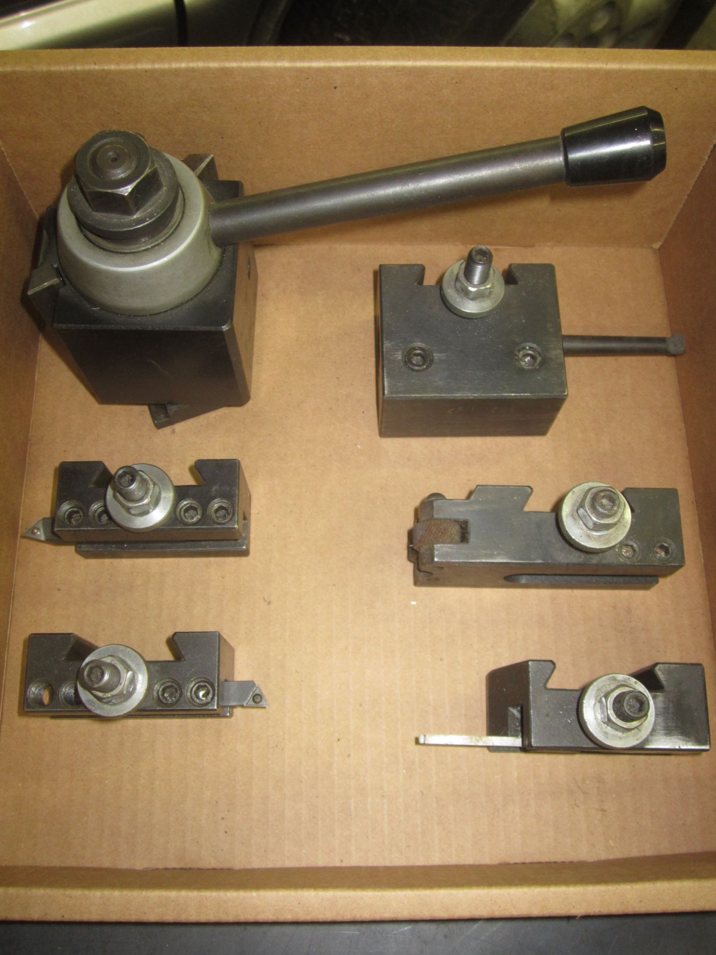 Yuasa Quick Change Tool Post with (5) Toolholders