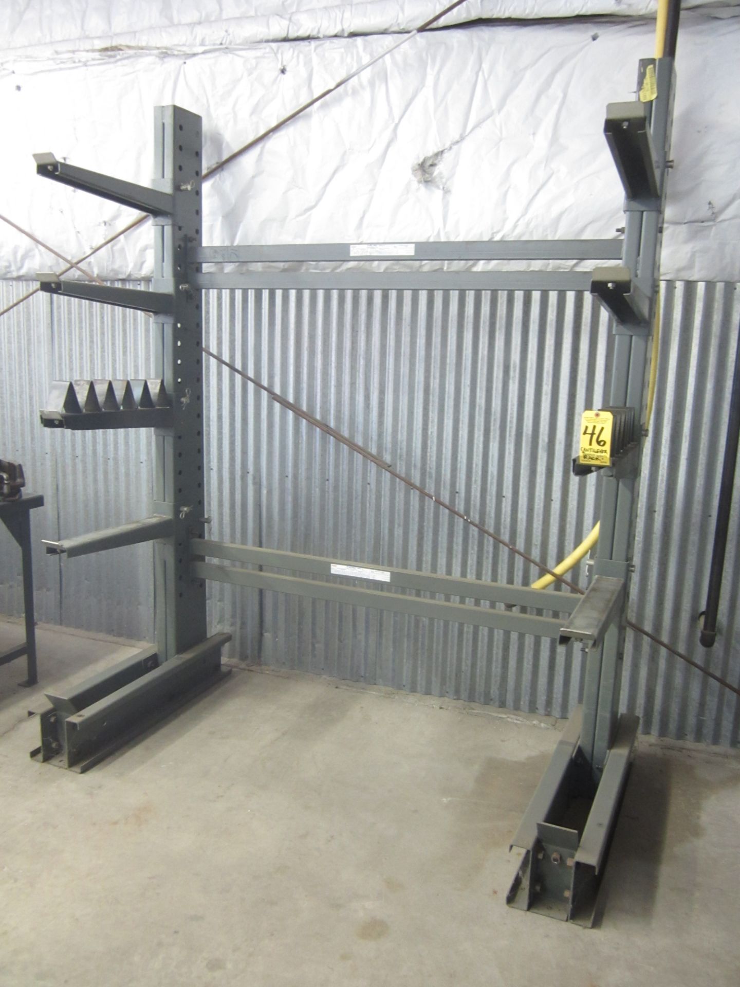 Steeltree Series 25 Cantilever Rack, 8' H x 6' W with (8) Adjustable 2' Arms