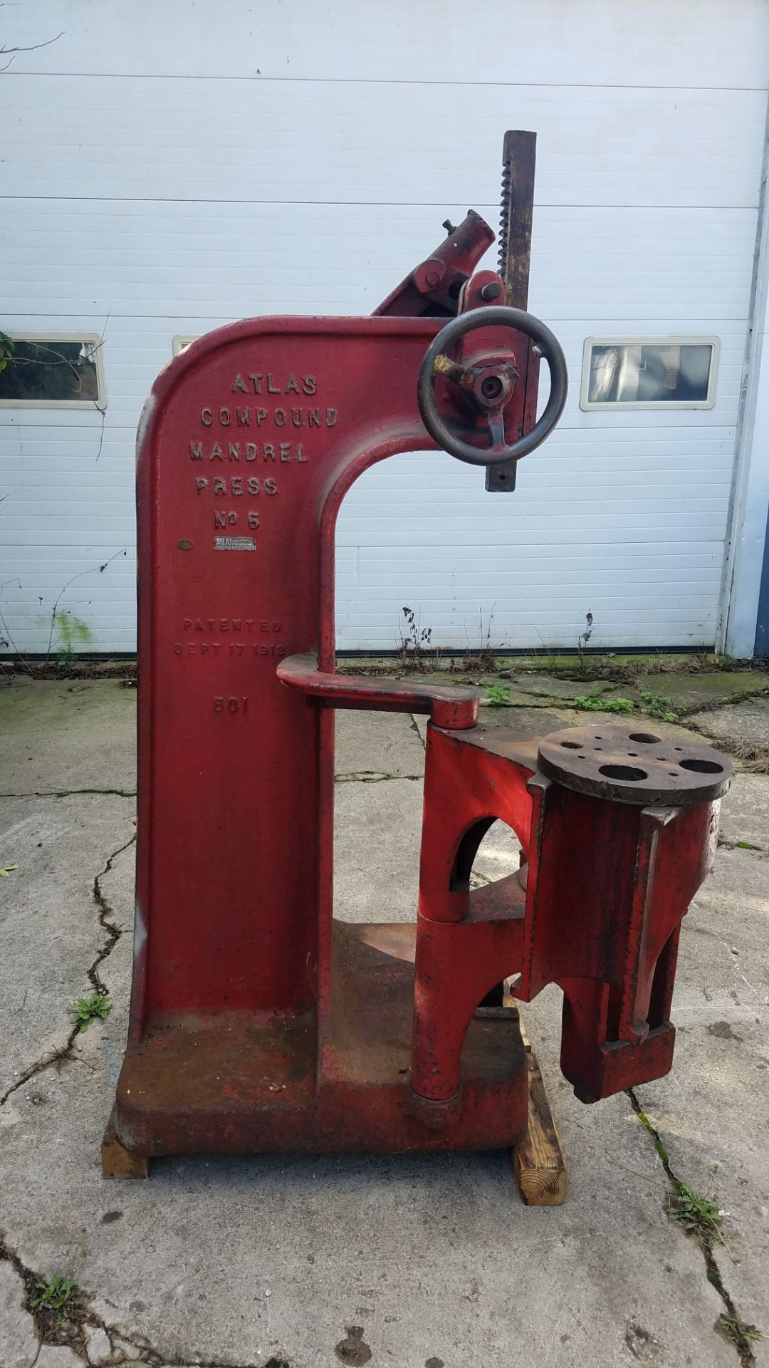 Atlas #5 Compound Mandrell Arbor Press, Hand Wheel and Ratchet Type, Approx 15 Ton - Image 2 of 12