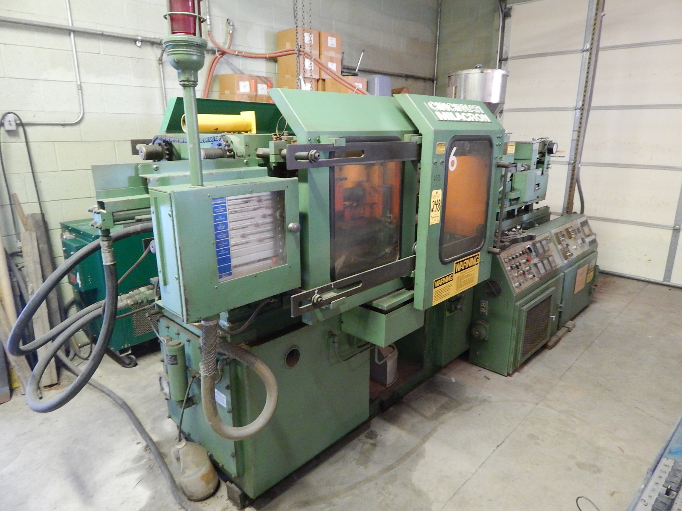 Lot 248 - Cincinnati Milacron 75 Ton Plastic Injection Molding Machine, s/n  4050A01