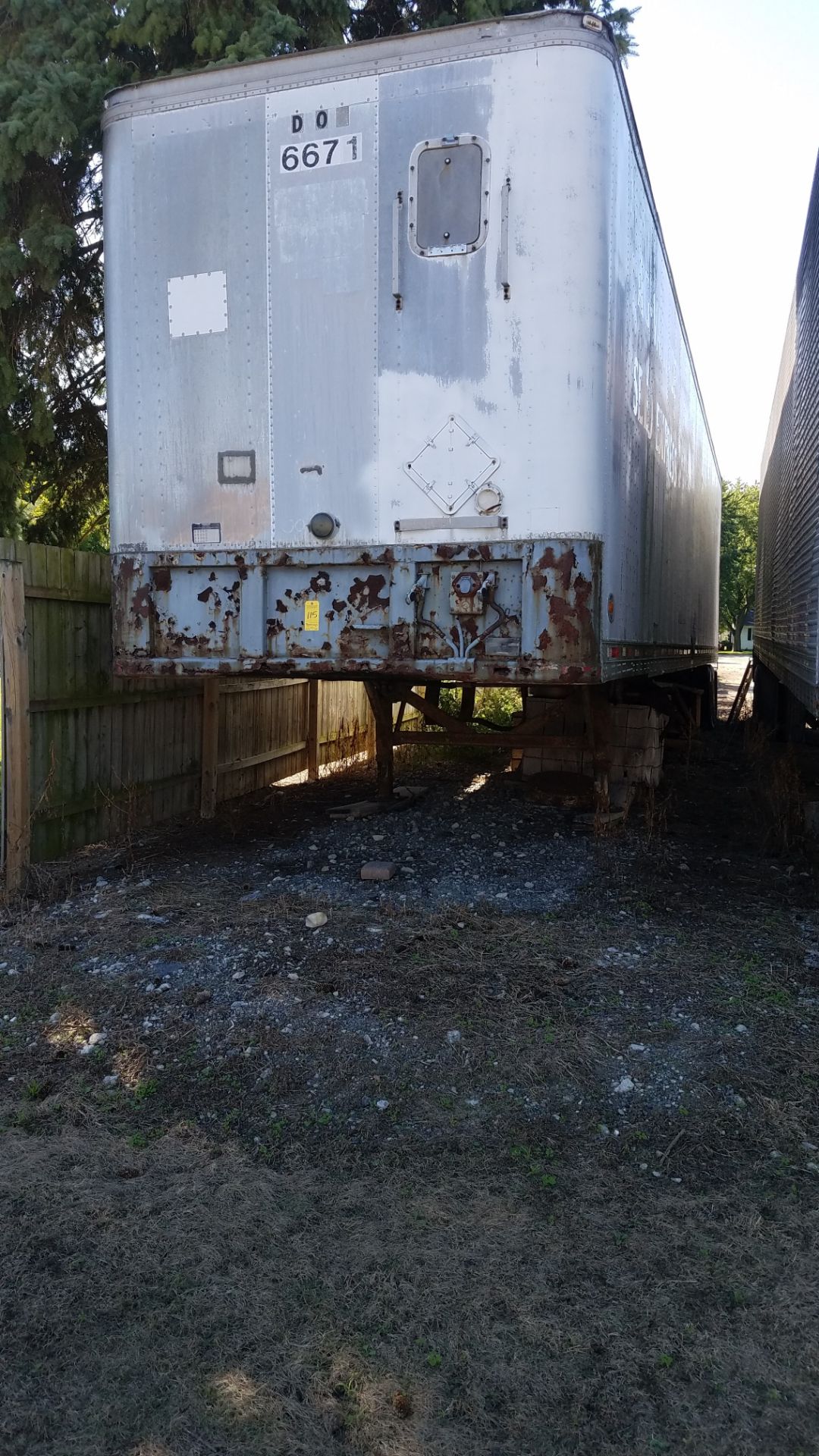 48 ft Semi Trailer Tool Shed w/ Title - Bild 2 aus 3