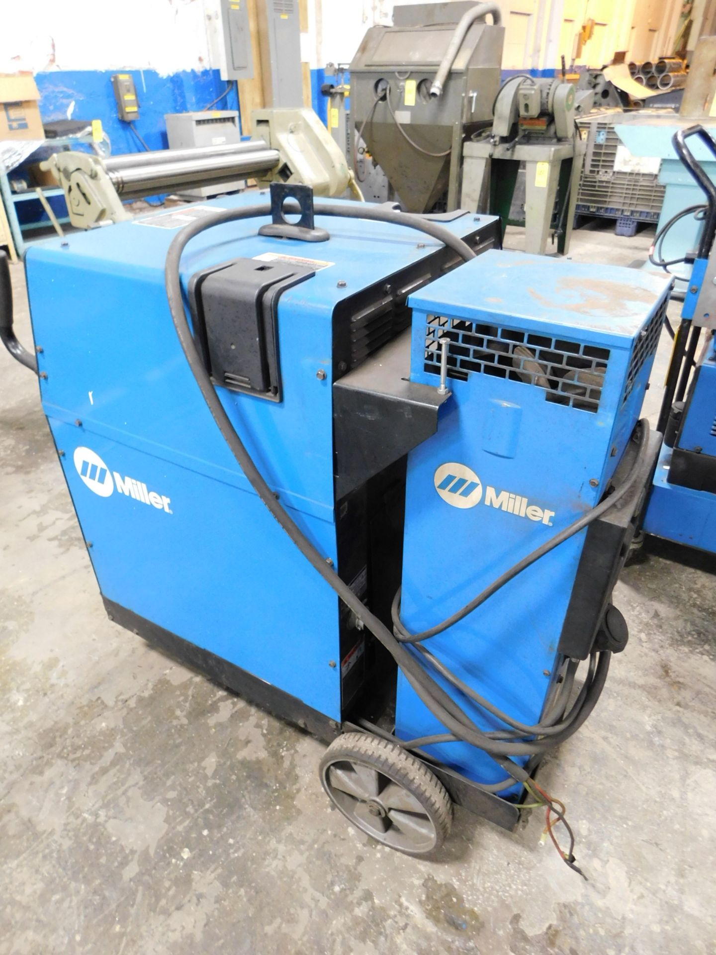 Miller Synchrowave 250DX Tig Welder, s/n LA252470, Chiller - Image 3 of 5