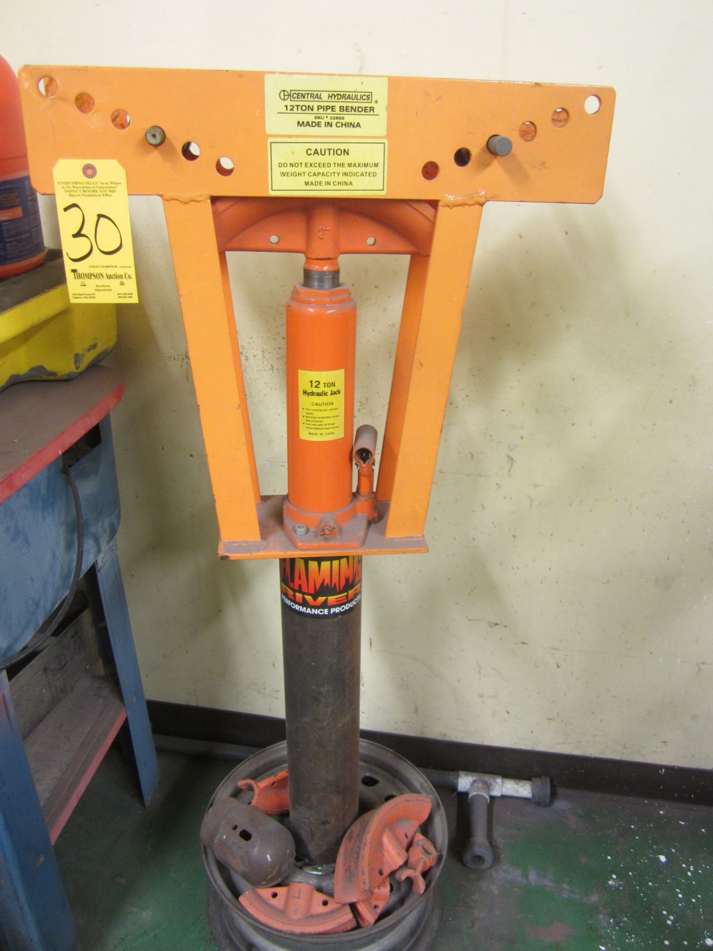 Central Hydraulics 12 Ton Pipe Bender