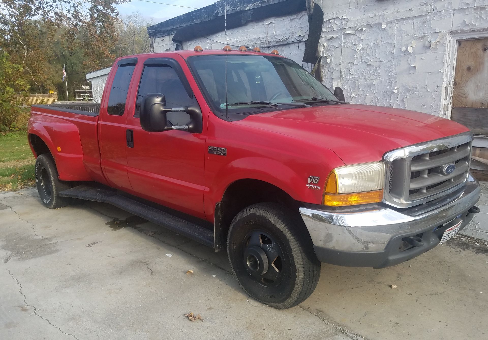 1999 Ford F-350 Dually Pick Up Truck, Vin 1FTWX33S5XEE57095, 4 Wheel Drive, 249,000 Approx. Miles