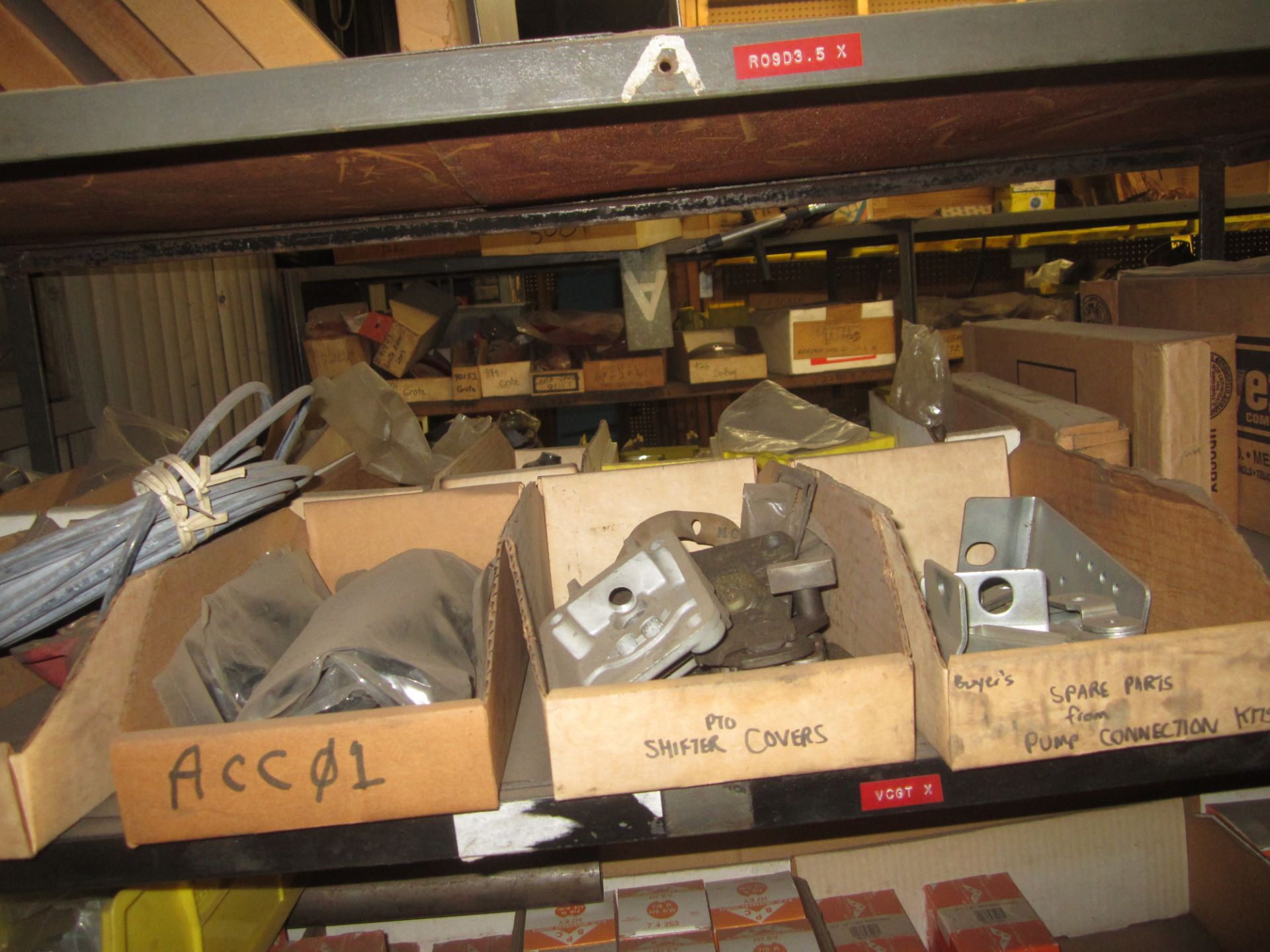 Welded Metal Shelving Unit and Contents - Image 7 of 10