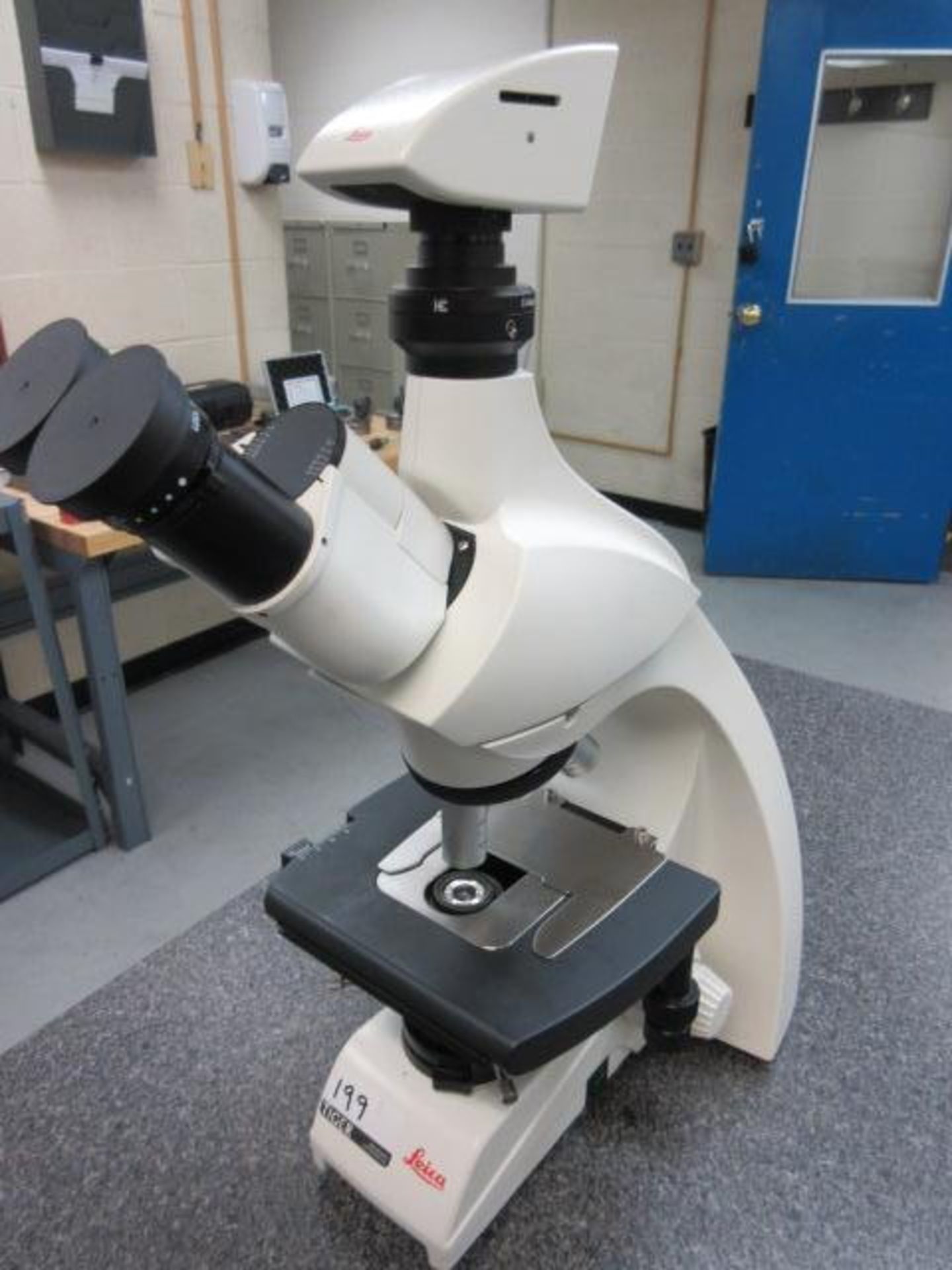 Stereo Microscope - Image 2 of 4