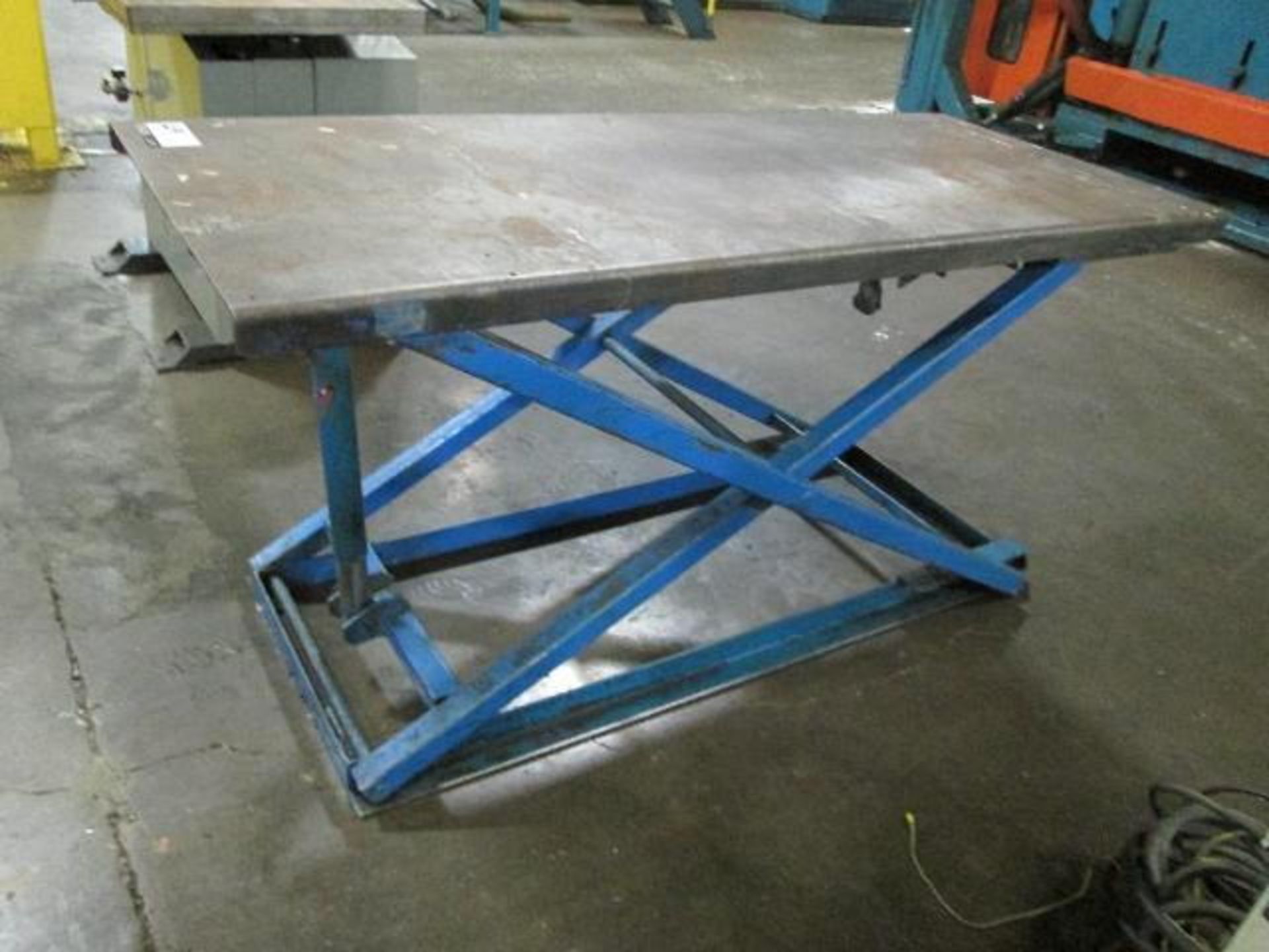 Lift Table - Image 3 of 3