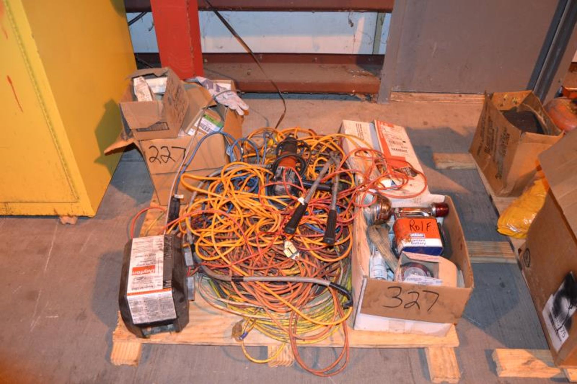 PALLET OF CORDS & PARTS