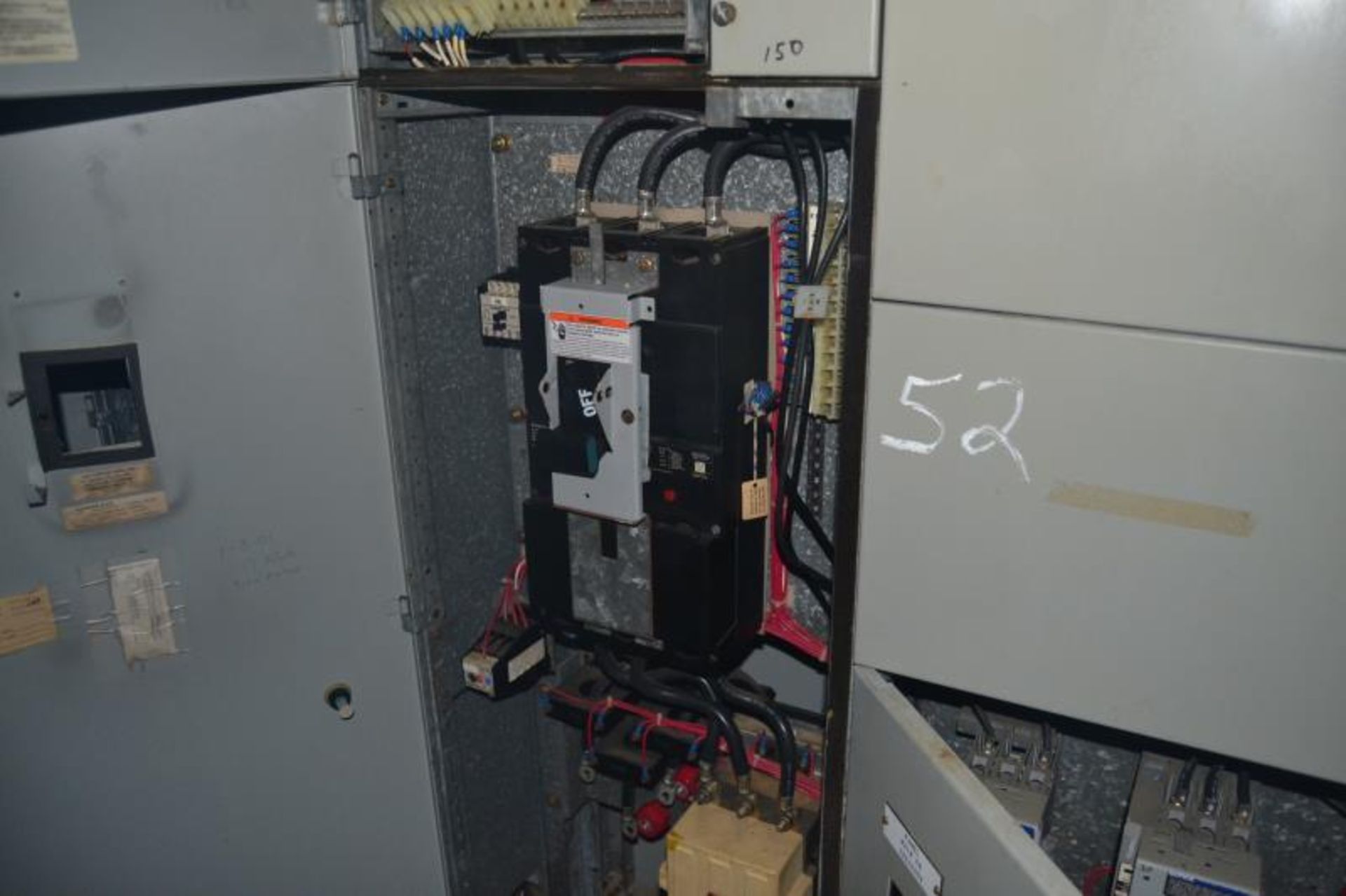 SIEMENS-ALLIS 8 SECTION MCC 800 AMP PANEL - Image 4 of 6