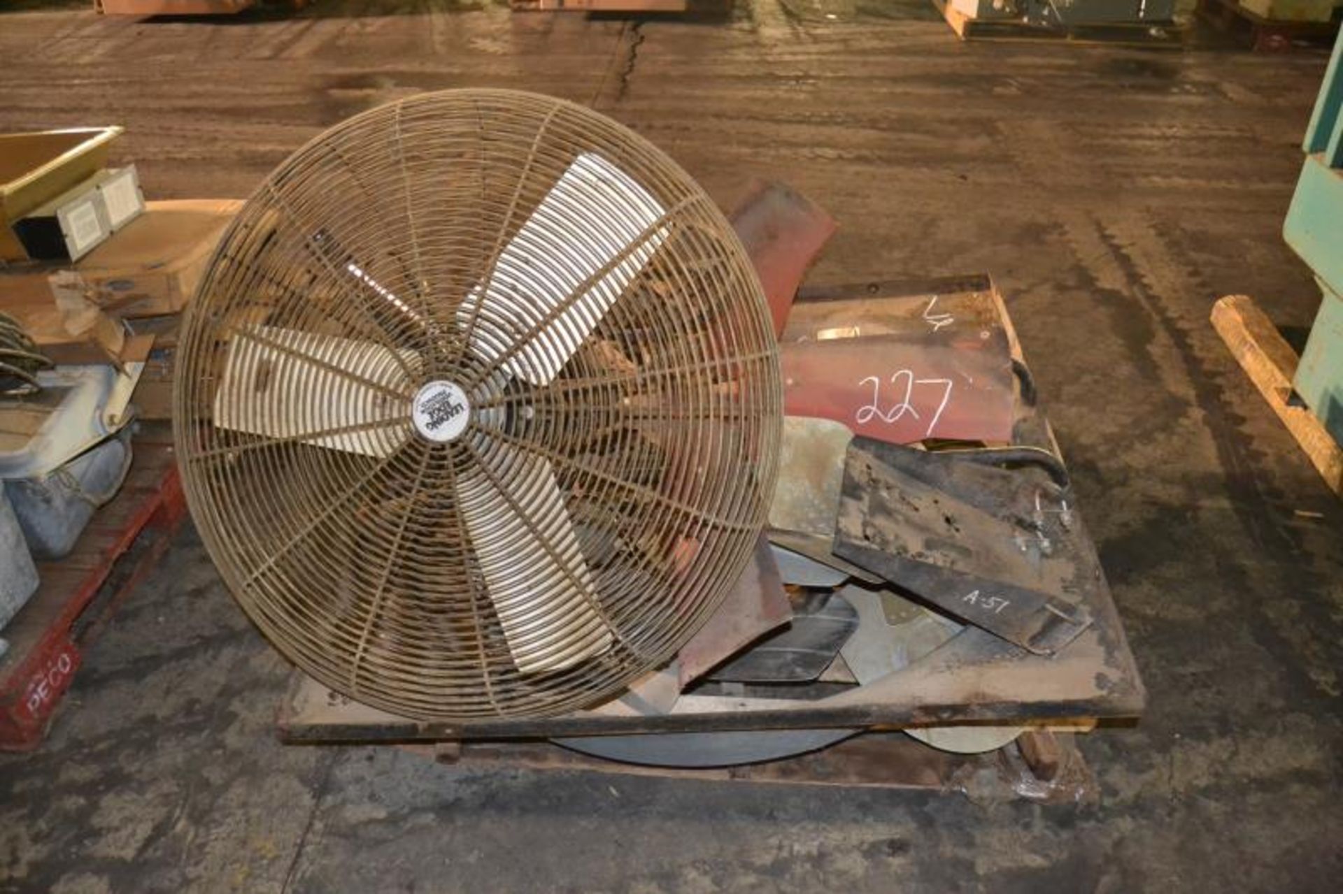 PALLET OF FANS