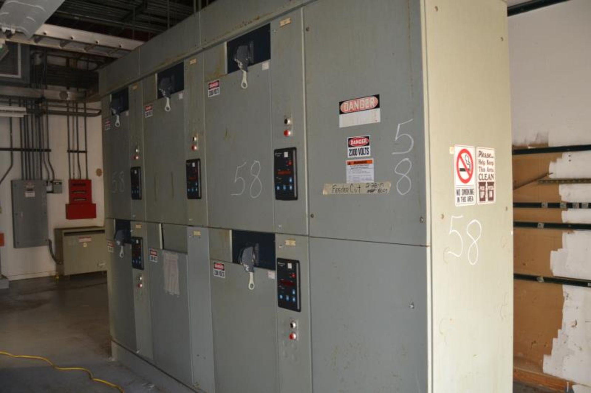 CUTLER HAMMER 3 SECTIONS 2300 VOLTS SWITCH GEAR - Image 2 of 2