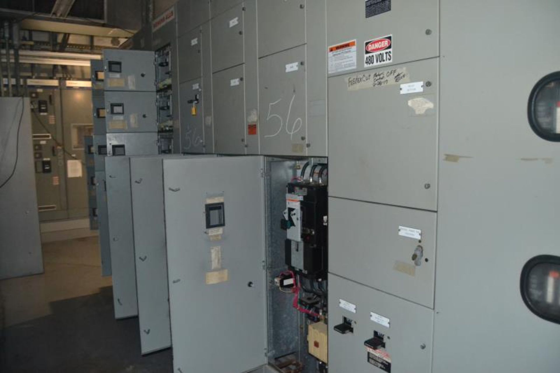 SIEMENS-ALLIS 8 SECTION 800 AMP MCC PANEL - Image 5 of 5