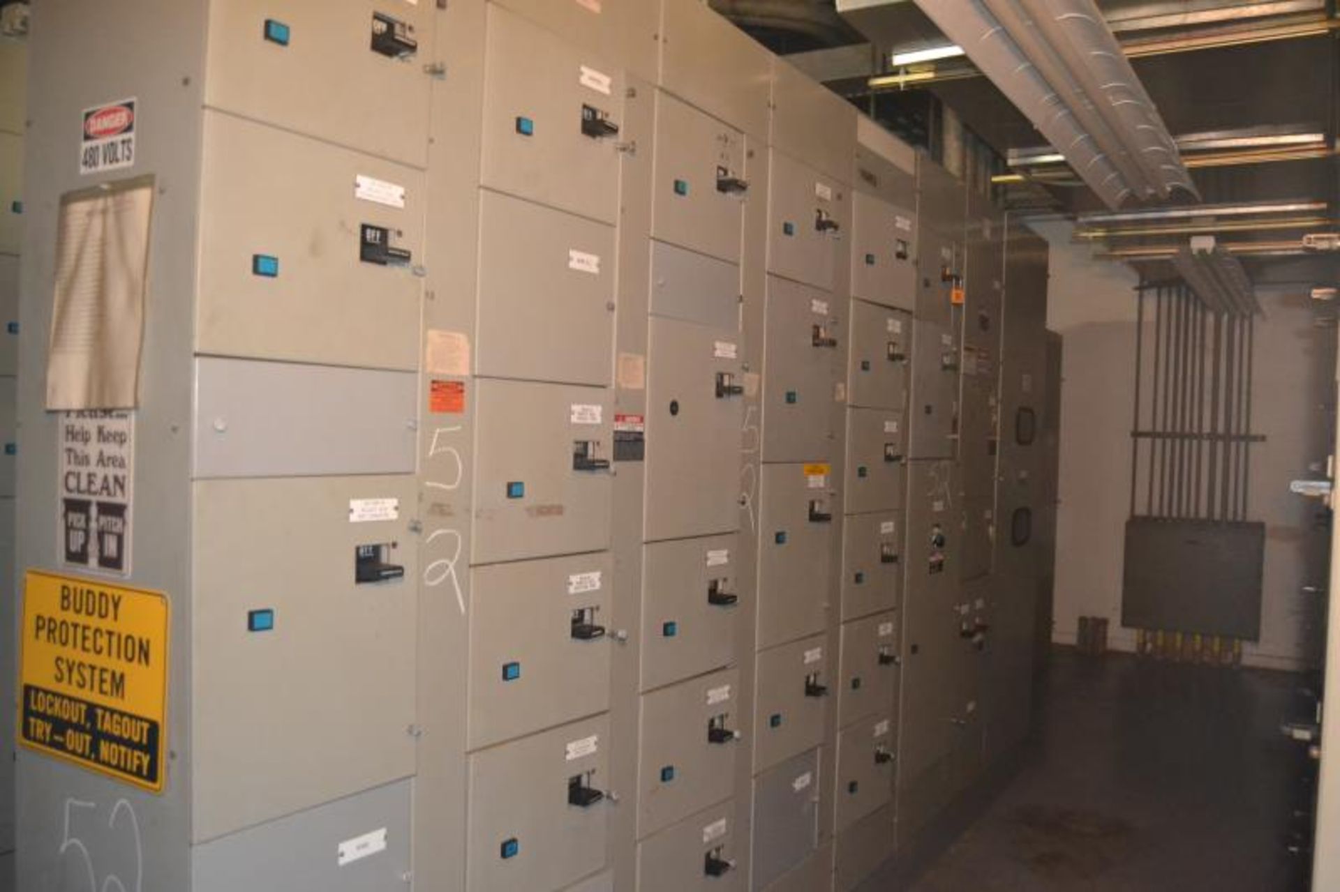 SIEMENS-ALLIS 8 SECTION MCC 800 AMP PANEL - Image 6 of 6