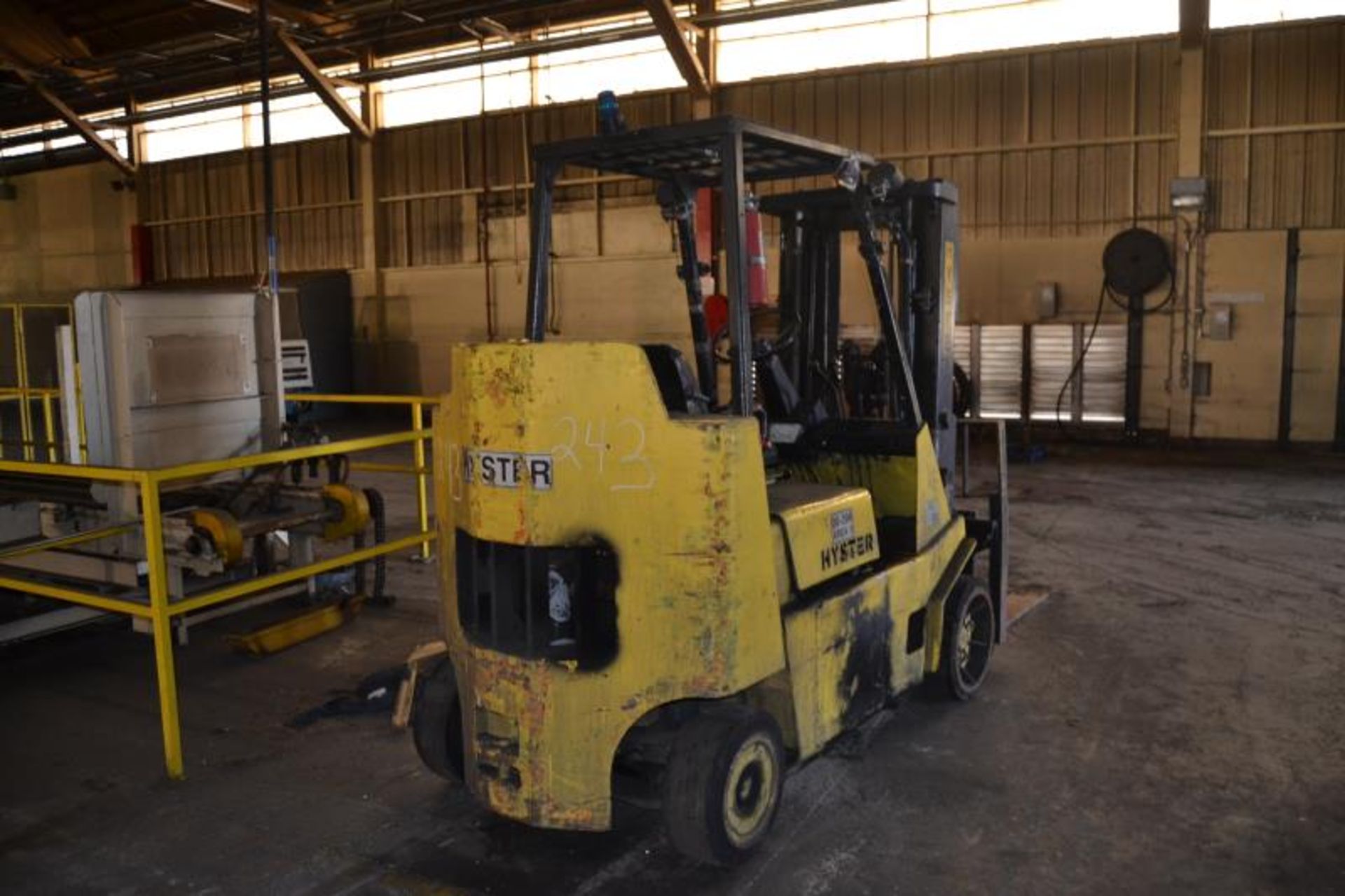 HYSTER MOSEL 80XL WAREHOUSE FORKLIFT - Image 2 of 3