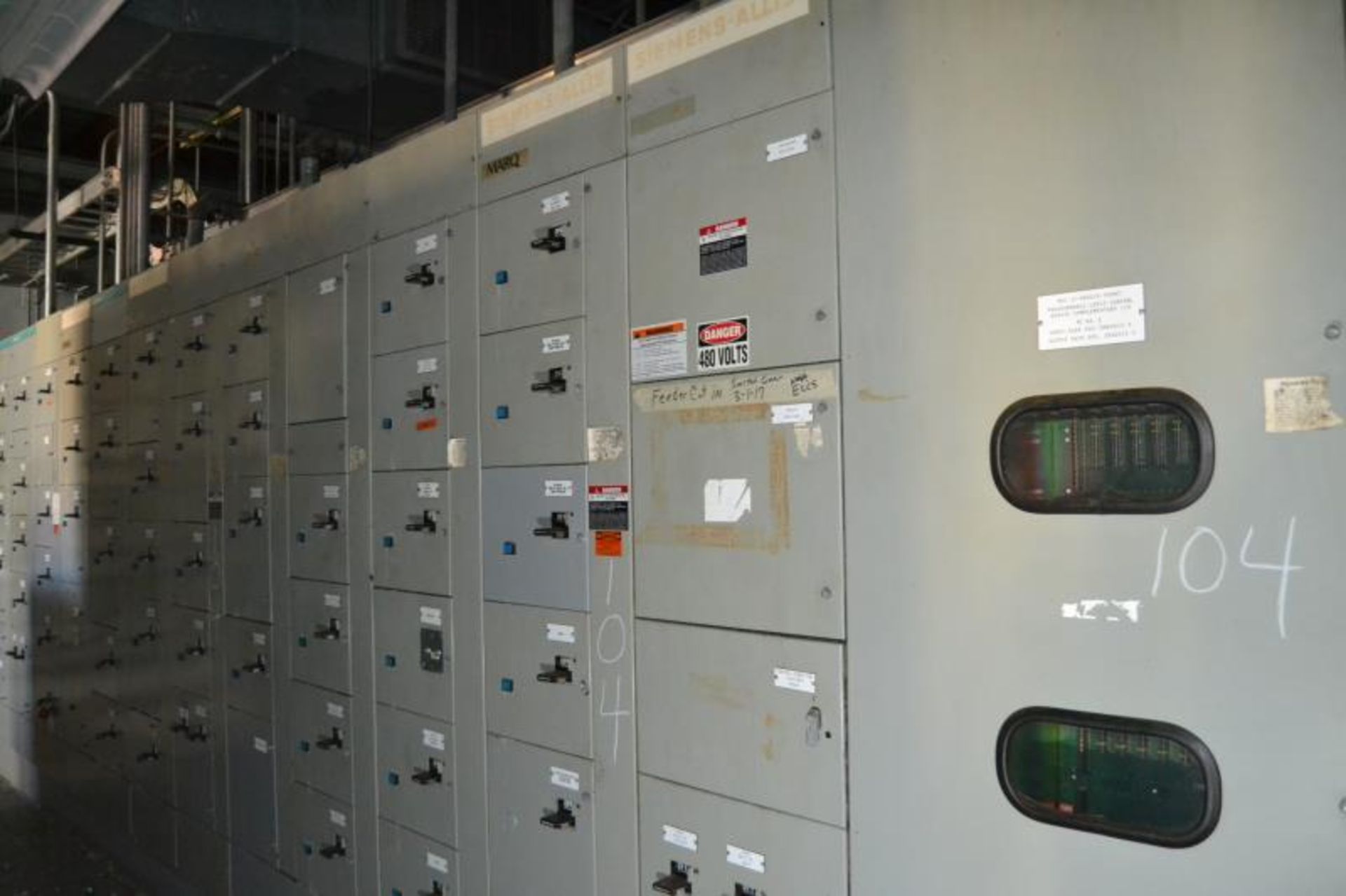 SIEMENS 26 SECTION 800 AMP MCC PANEL