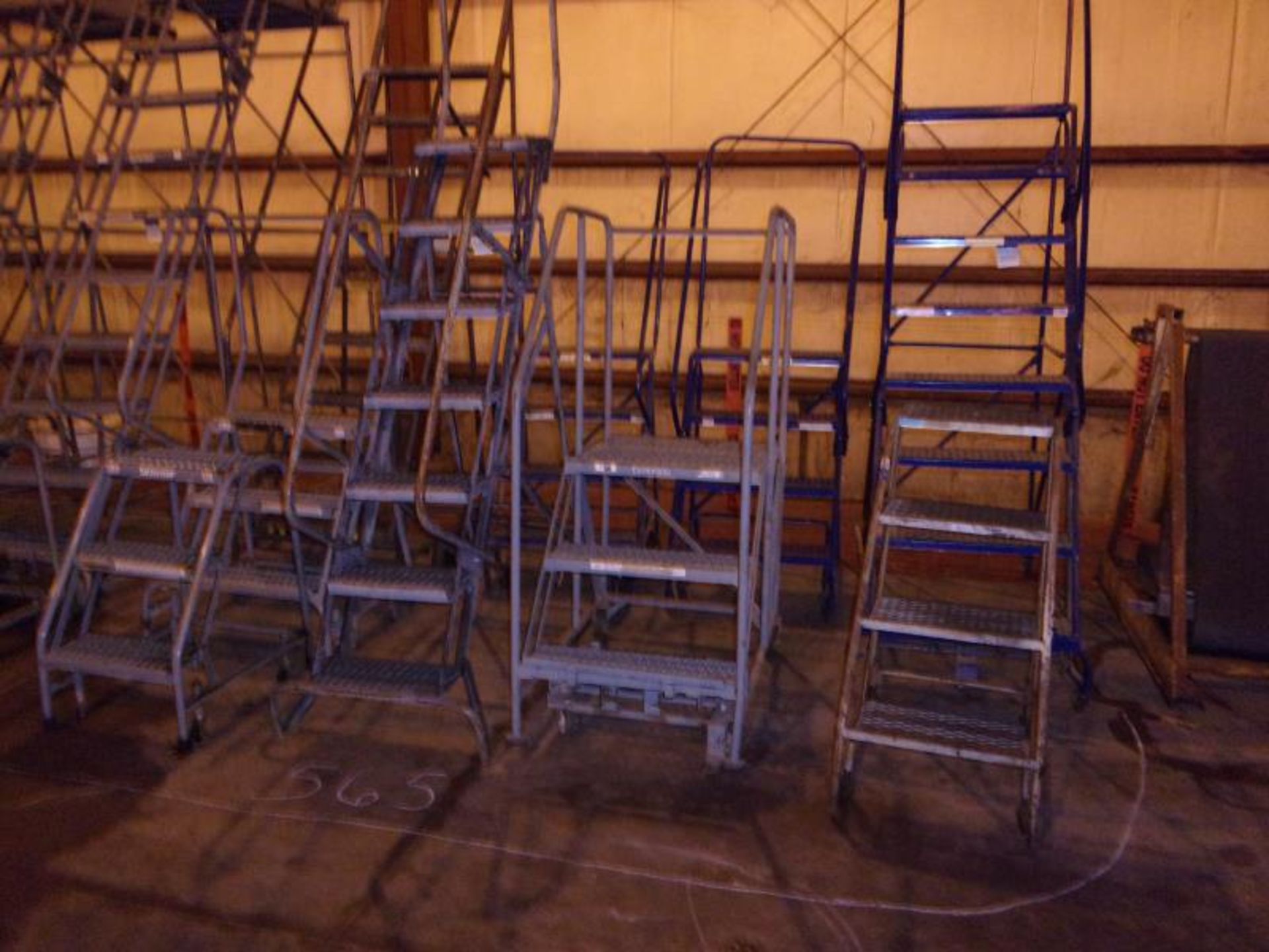 LOT OF LADDERS
