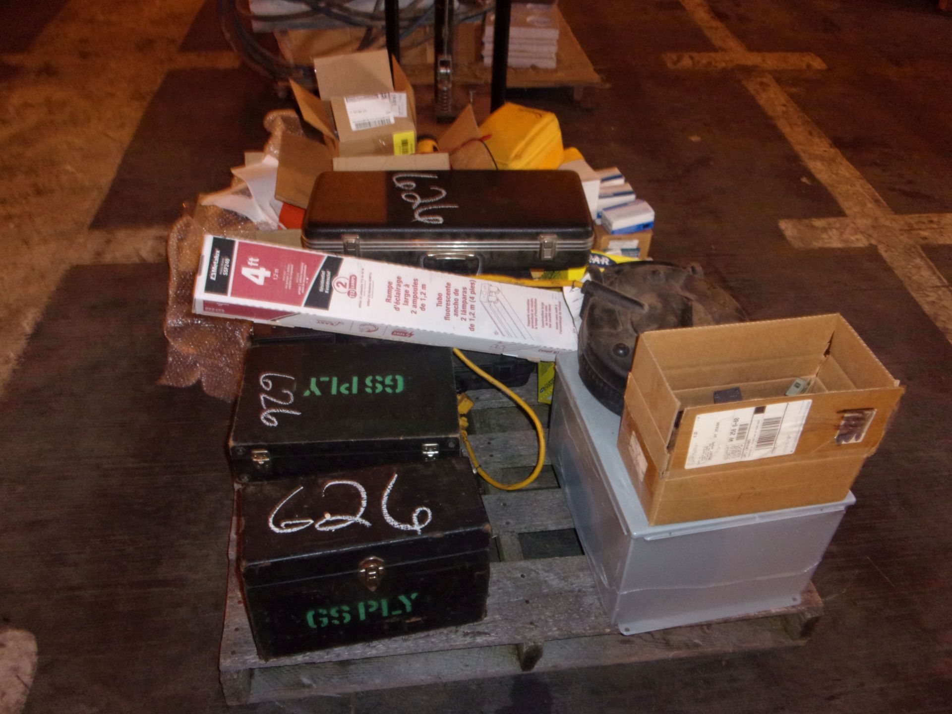 PALLET OF TOOLS