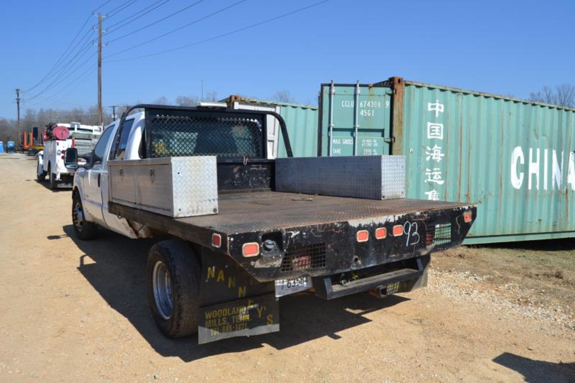 2006 FORD F350 CREW CAB PICKUP W/ FLATBED W/ TOOL BOXES W/ POWER STROKE 6.0 DIESEL W/ AUTO TRANS - Image 3 of 3