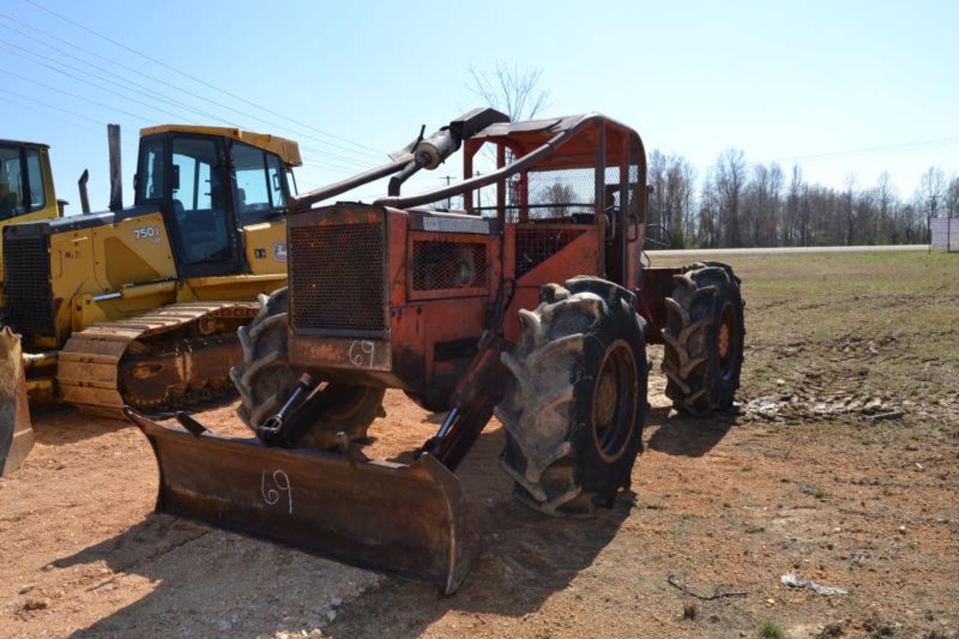 TIMBER JACK 240 CABLE SKIDDER W/DIESEL ENGINE SN# 3149