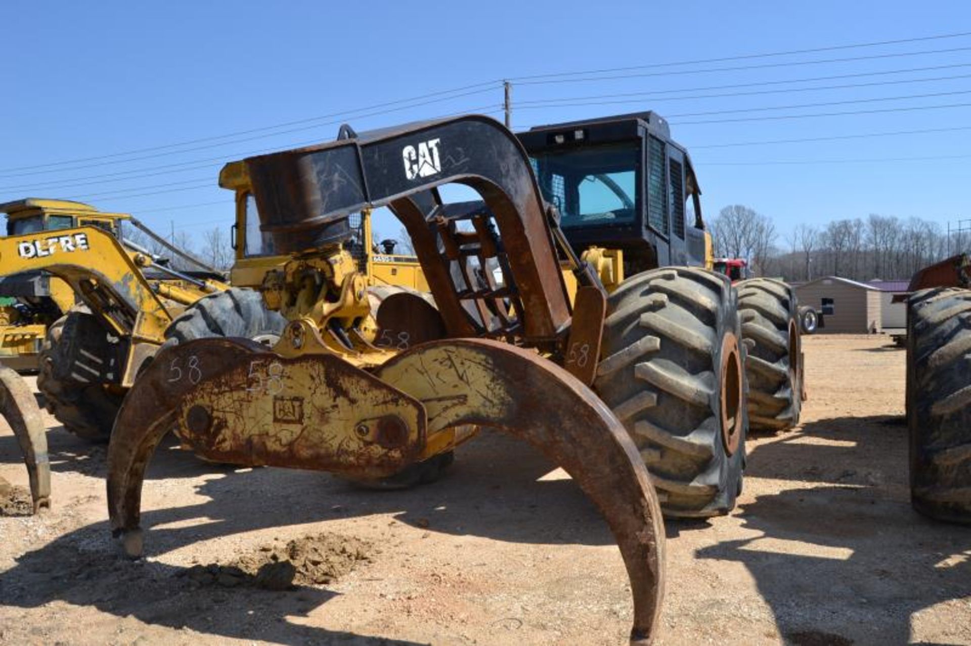 CAT 525C GRAPPLE SKIDDER W/30.5X32 RUB; W/WINCH; W/7426 SN#52500753 - Image 3 of 3