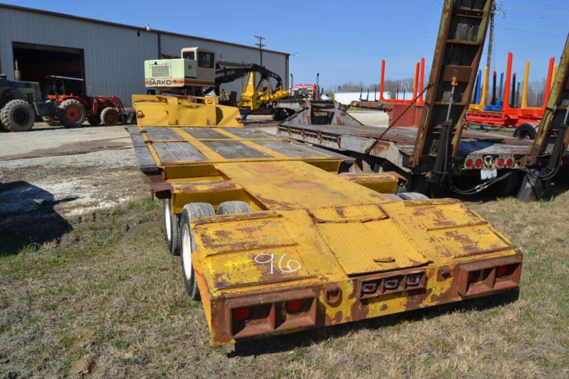 25 TON LOWBOY TANDEM AXLE