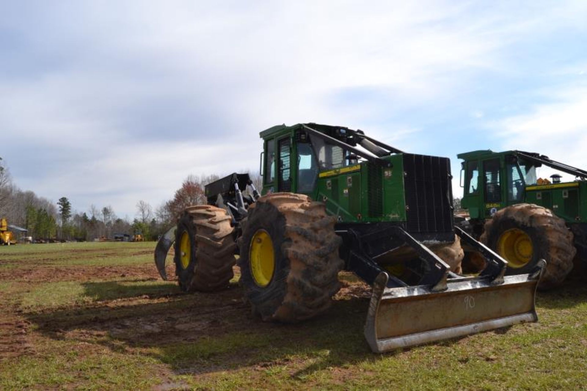 2015 JOHN DEERE 848H DUAL ARCH GRAPPLE SKIDDER W/ WINCH SN#ED664191 6668 HRS