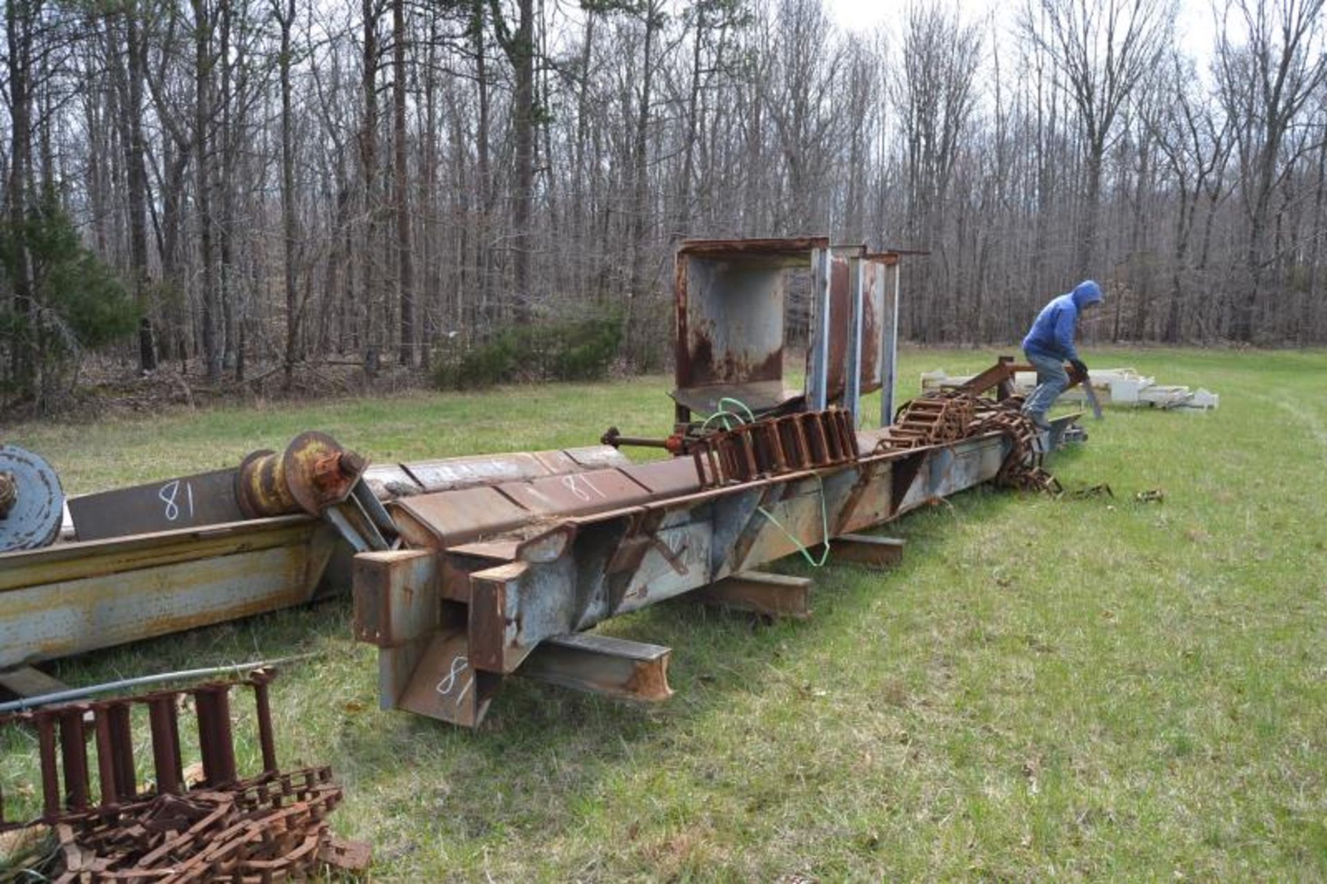 70' OF ENDWISE LOG TROUGH W/ DRIVE - Image 3 of 3