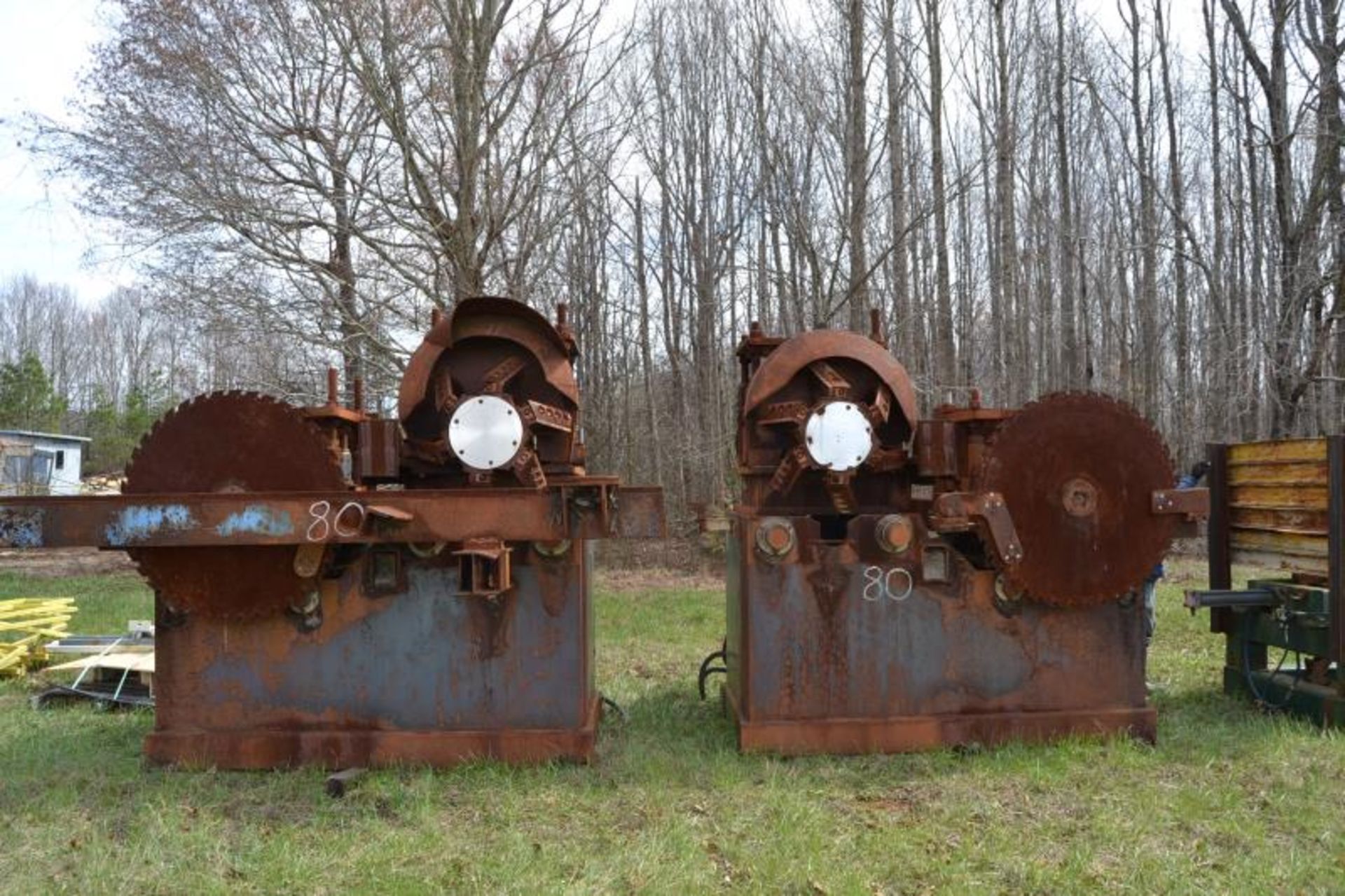 MAC CHIP N SAW W/ 48" SAWS W/ SHARP CHAIN W/ OFF BEARING BELTS - Image 4 of 7