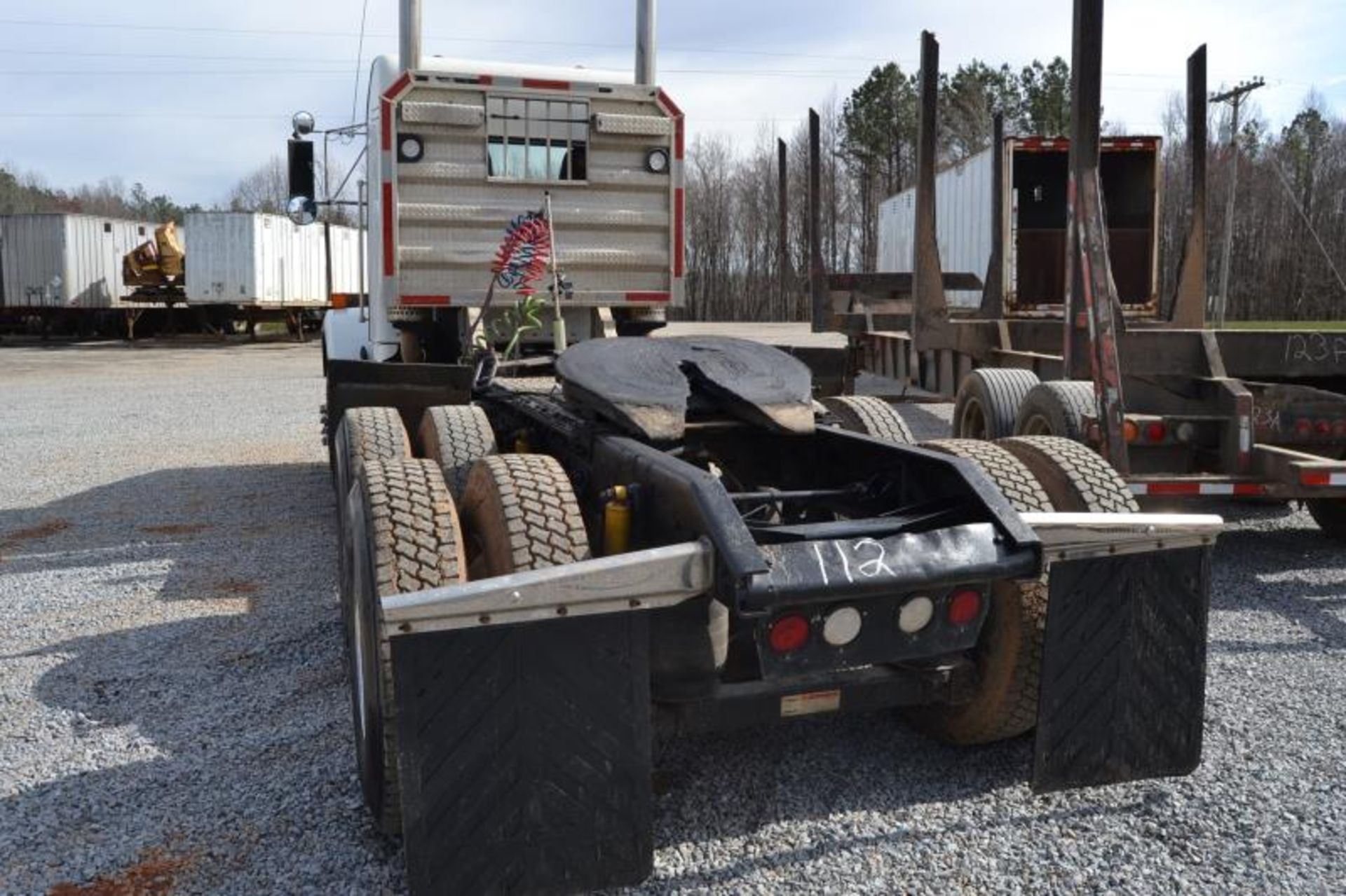 2007 KENWORTH T800 TWIN TURBO CAT W/ C15 ENGINE W/ 10 SPEED TRANS SN#1XKDDB9X37J144 - Image 3 of 3