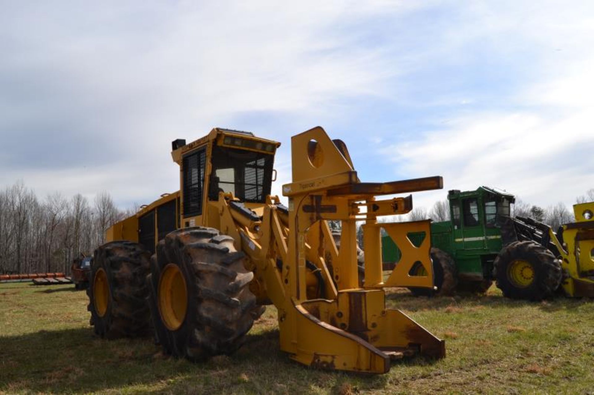 2004 TIGERCAT 720D FELLER BUNCHER W/ SAW HEAD SN#7203979W5600 1117 HRS - Image 4 of 7