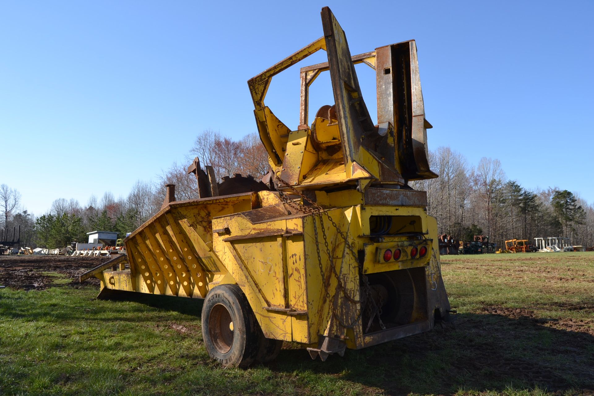 CSI PORTABLE DELIMBER W/ TOPPING SAW - Image 3 of 3